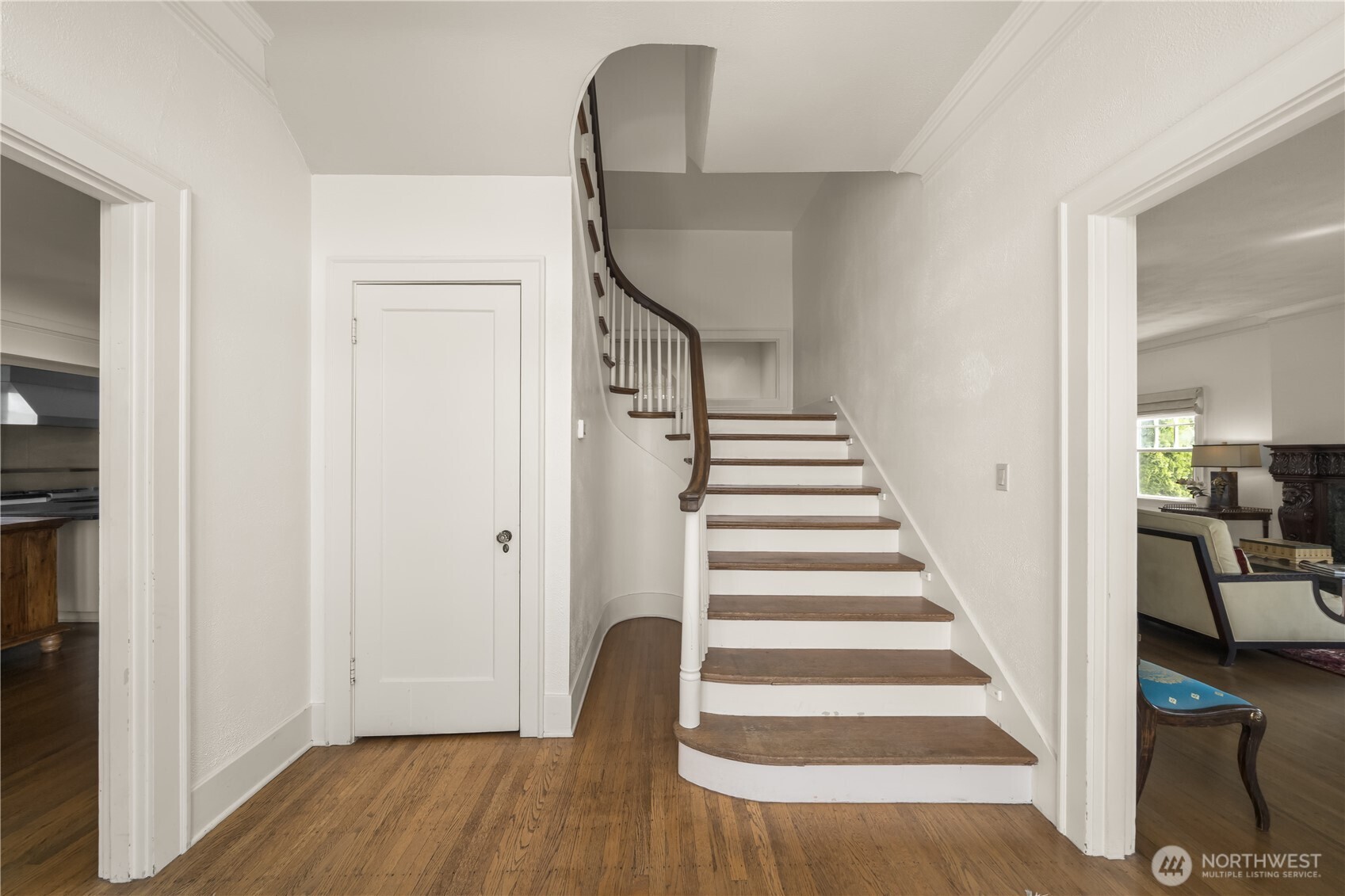 3233 Magnolia Boulevard Property Photo 13