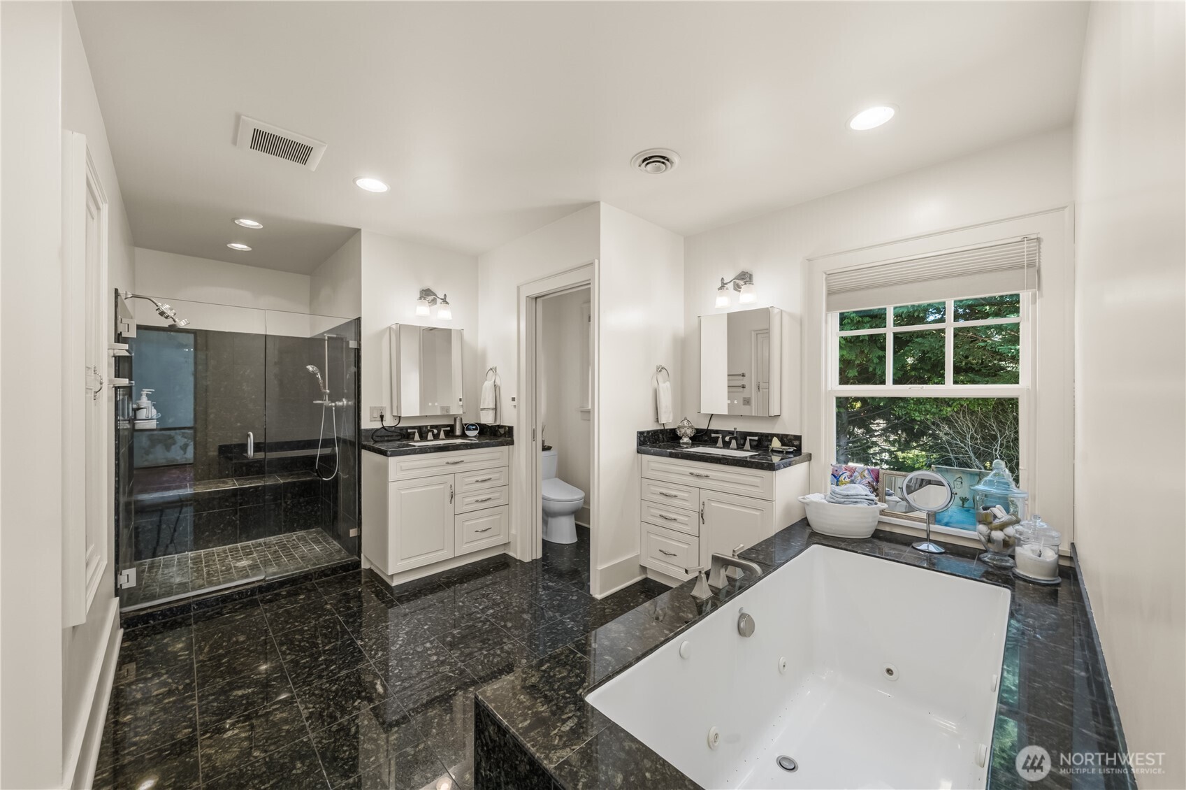 3233 Magnolia Boulevard Property Photo 27