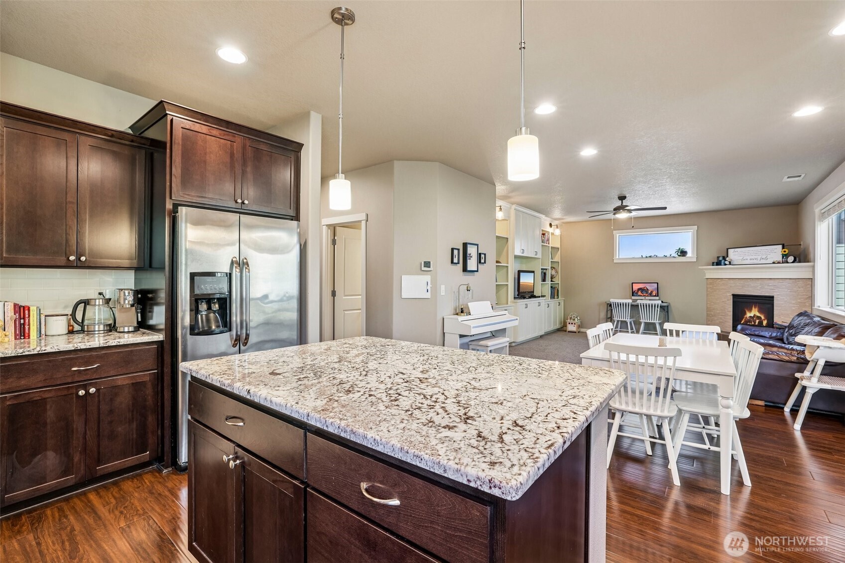 527 N Allen Creek Drive Property Photo 10
