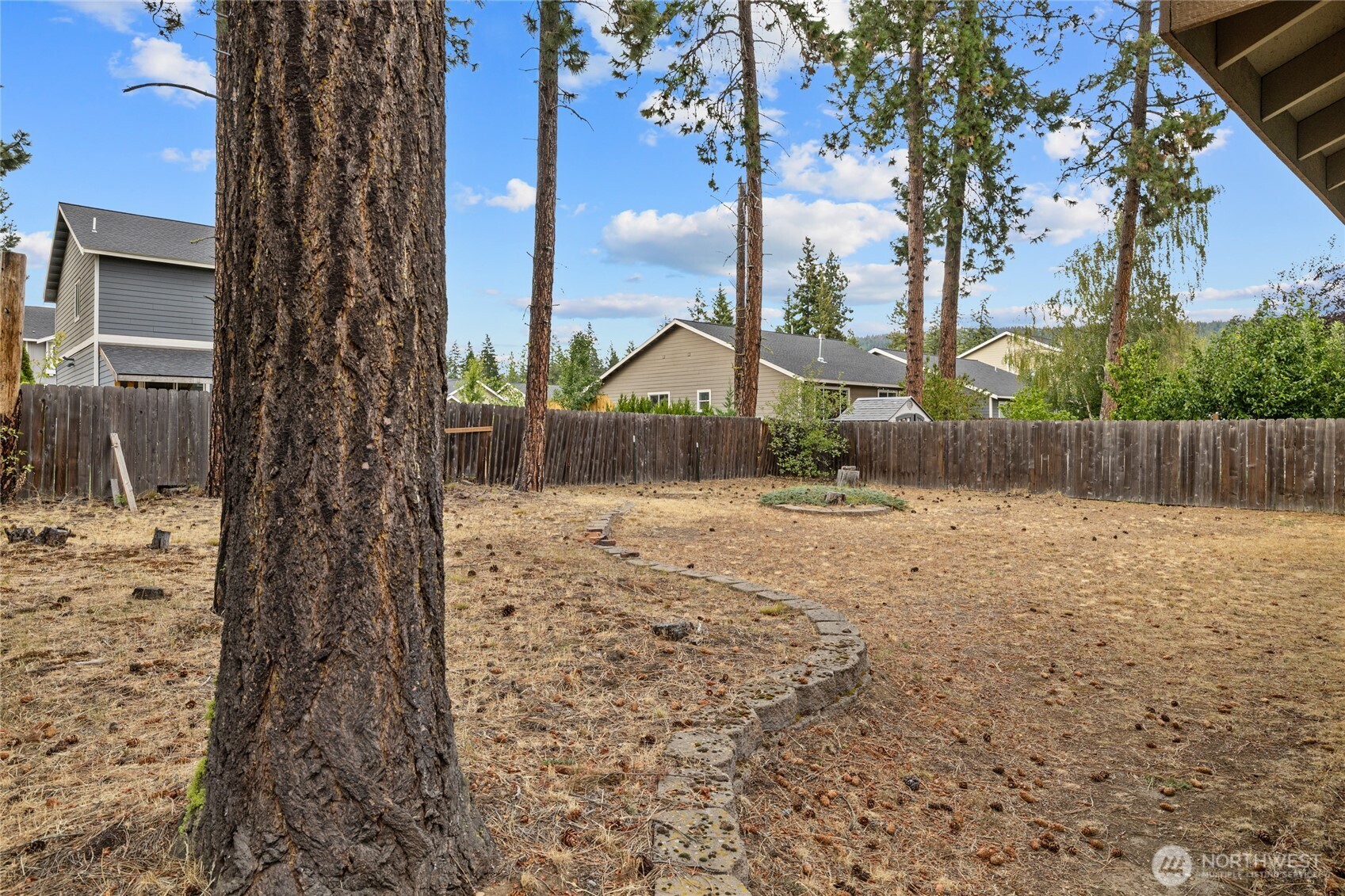 302 Denny Avenue Property Photo 6