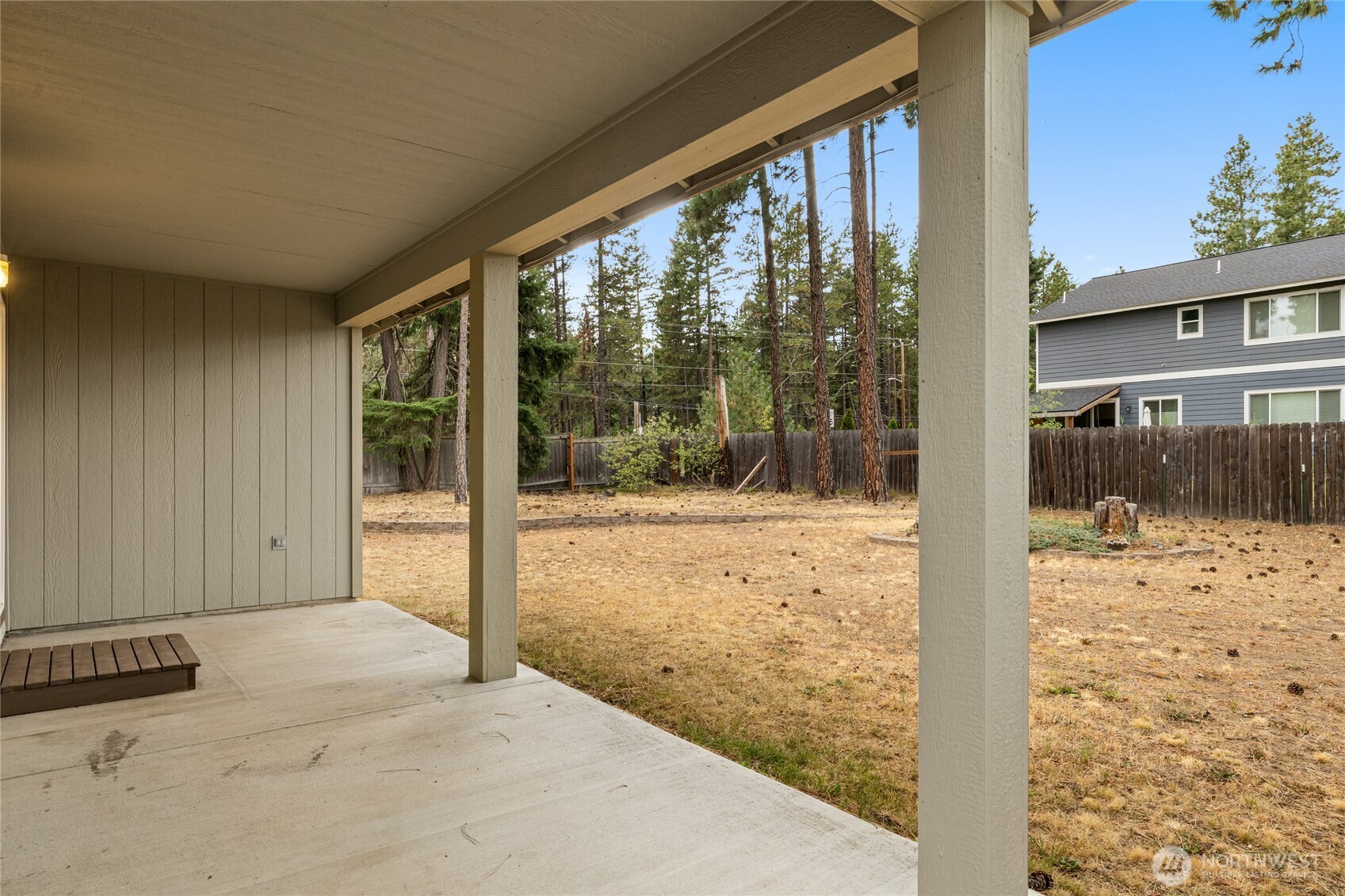 302 Denny Avenue Property Photo 8