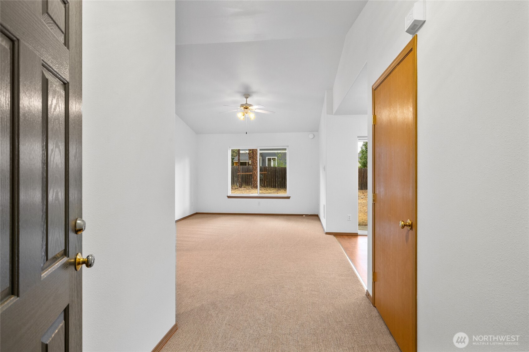 302 Denny Avenue Property Photo 9
