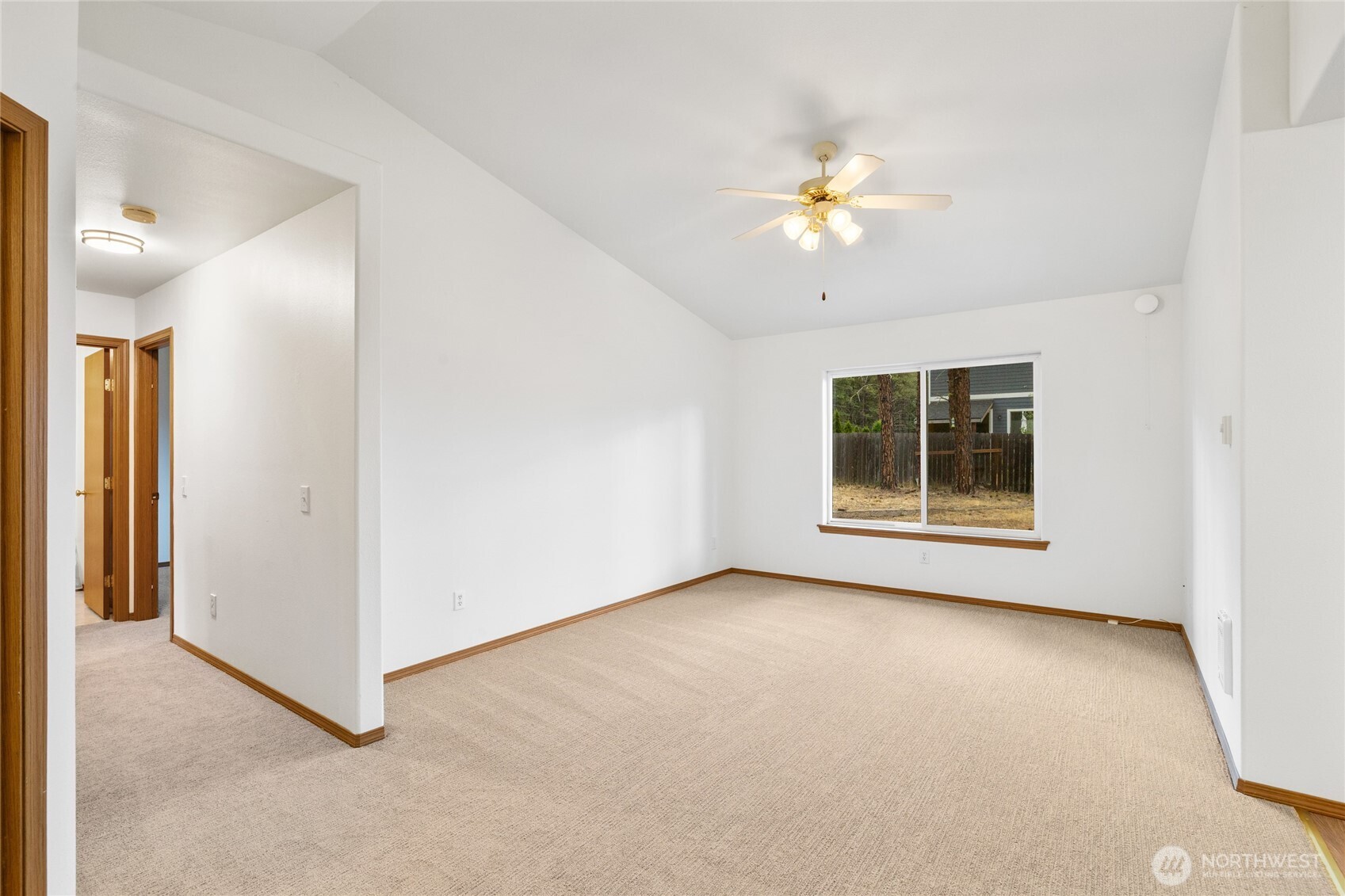 302 Denny Avenue Property Photo 10