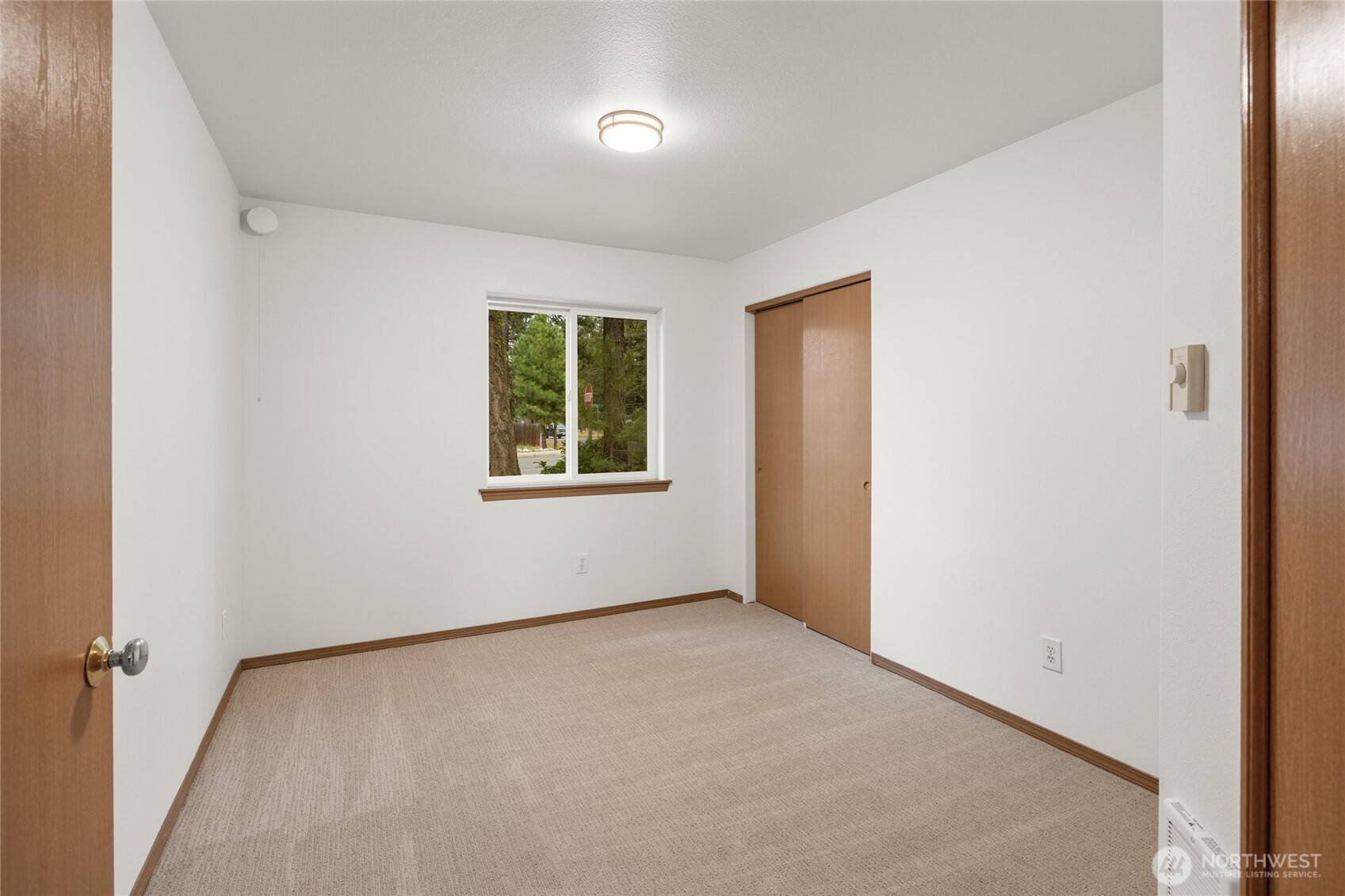 302 Denny Avenue Property Photo 21