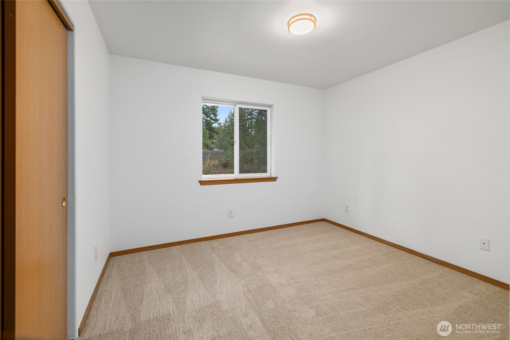 302 Denny Avenue Property Photo 25