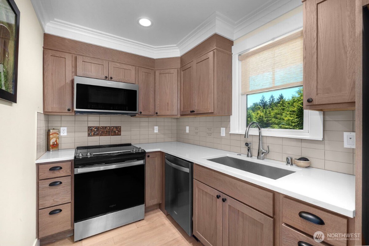 36 Easthaven Street Property Photo 24