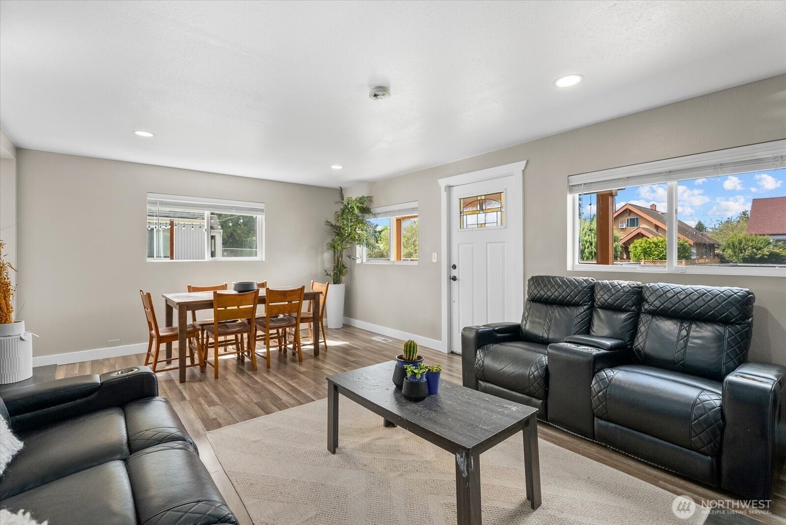3571 E K Street Property Photo 5