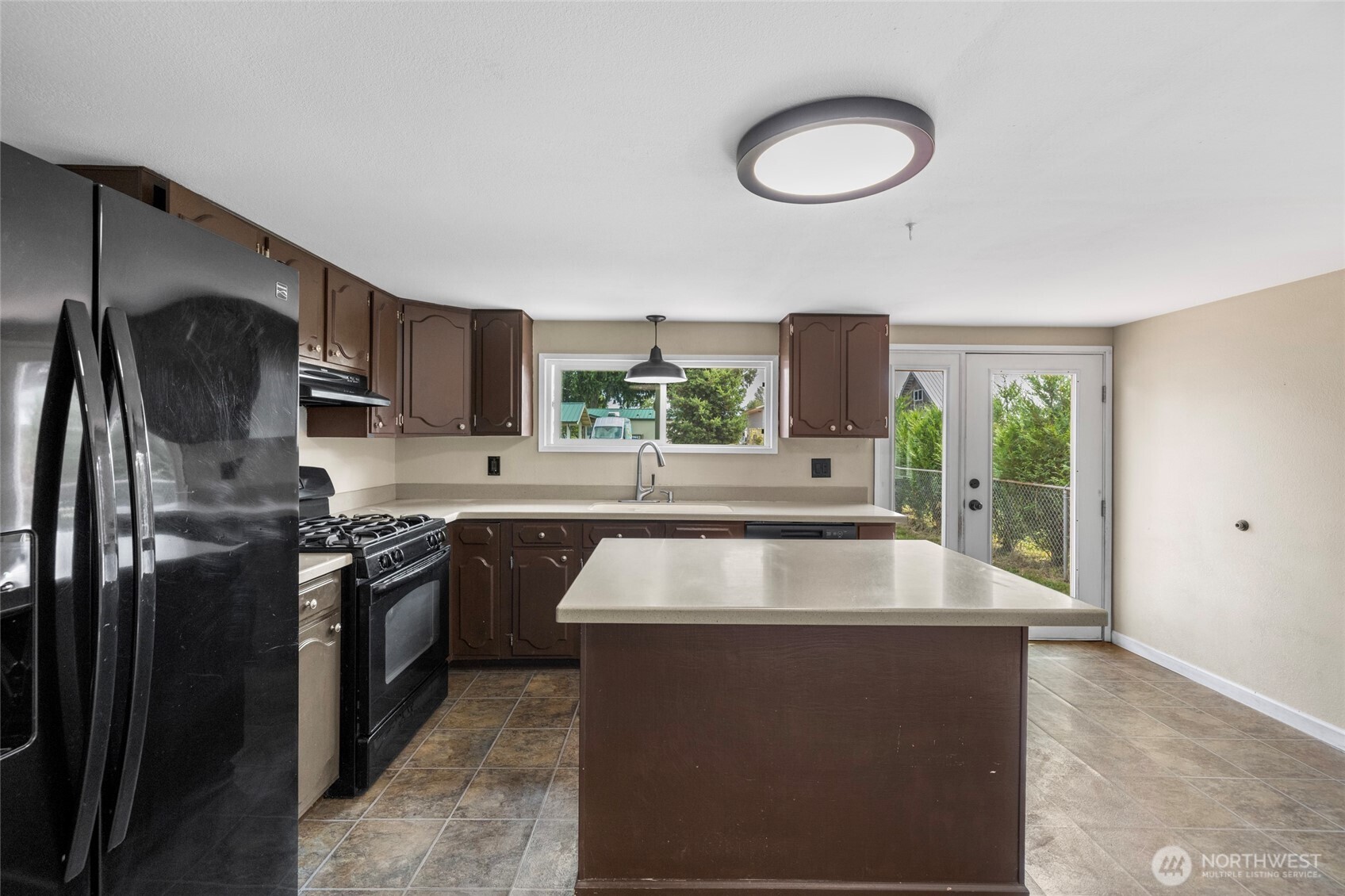 213 Reed Street Property Photo 12