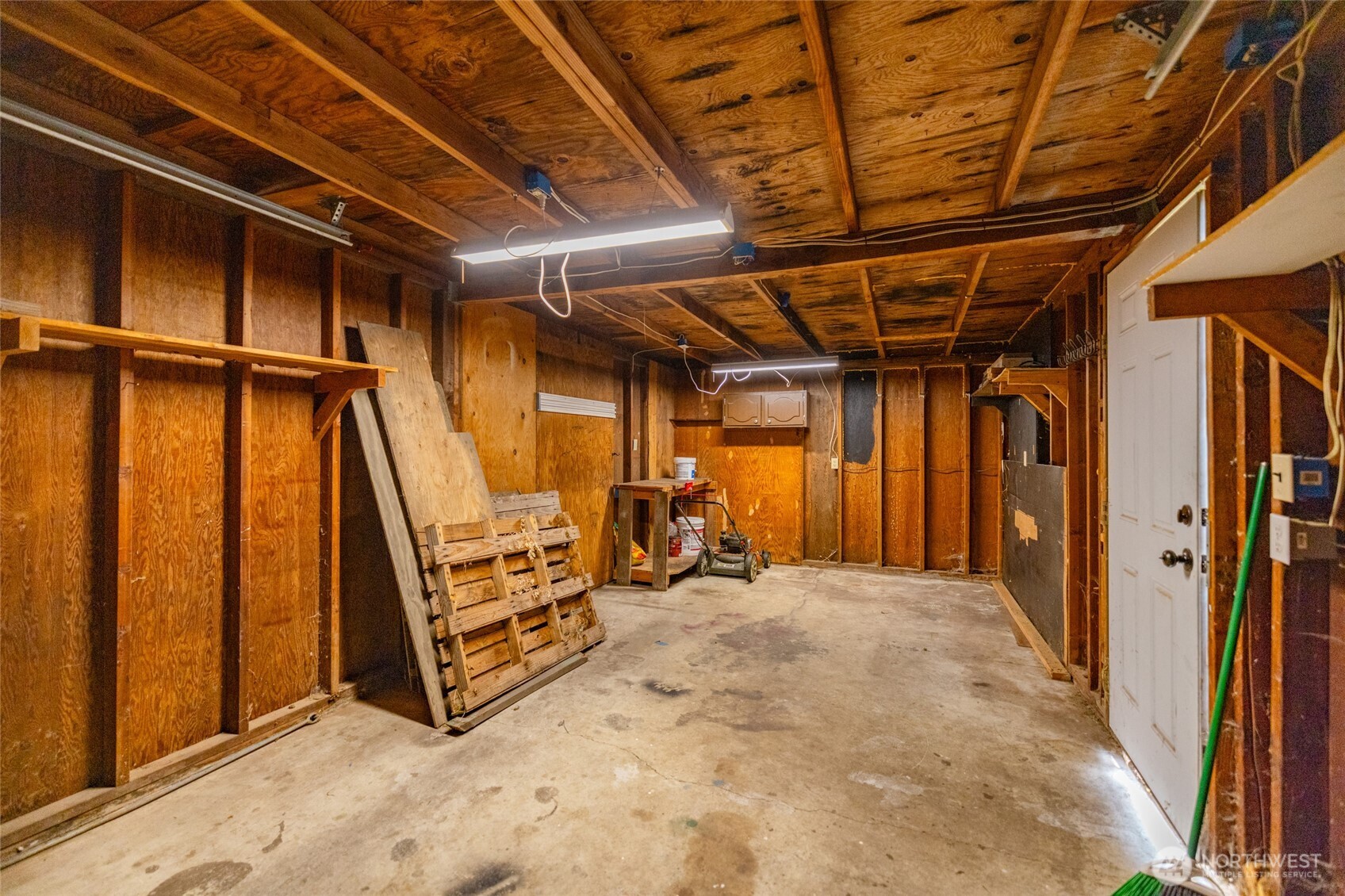 213 Reed Street Property Photo 30