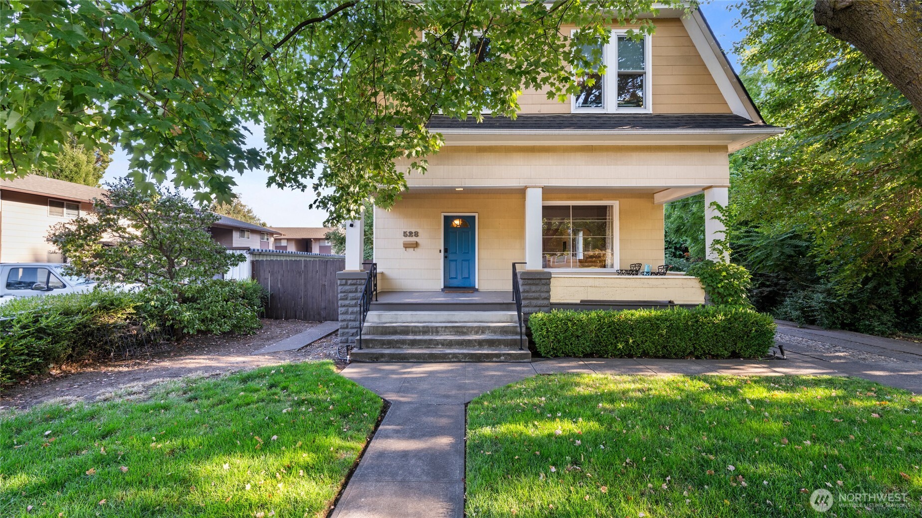 528 E Alder Street Property Photo 2