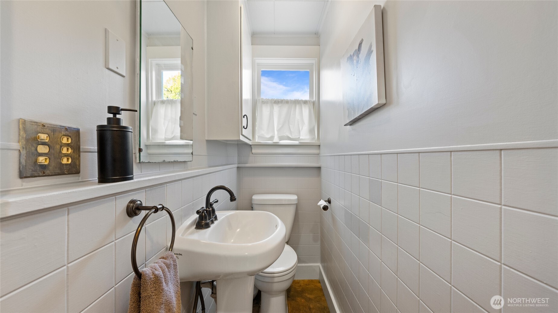 528 E Alder Street Property Photo 14