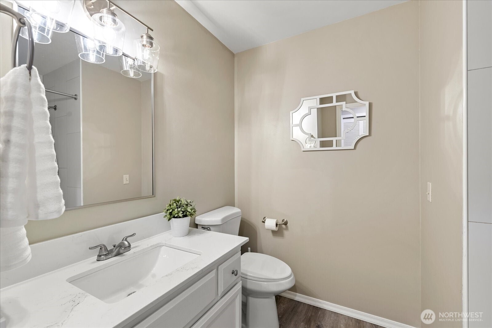 5816 Chennault Beach Drive Property Photo 17