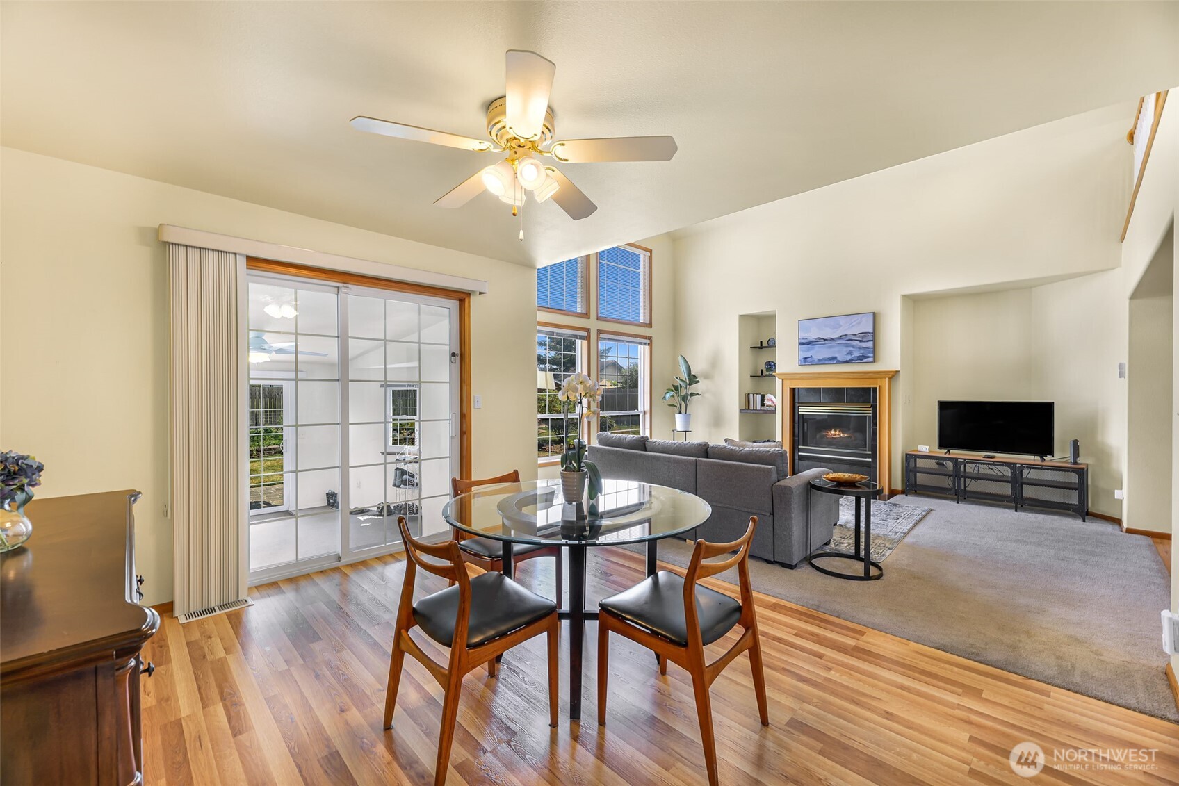 5654 Axton Court Property Photo 13