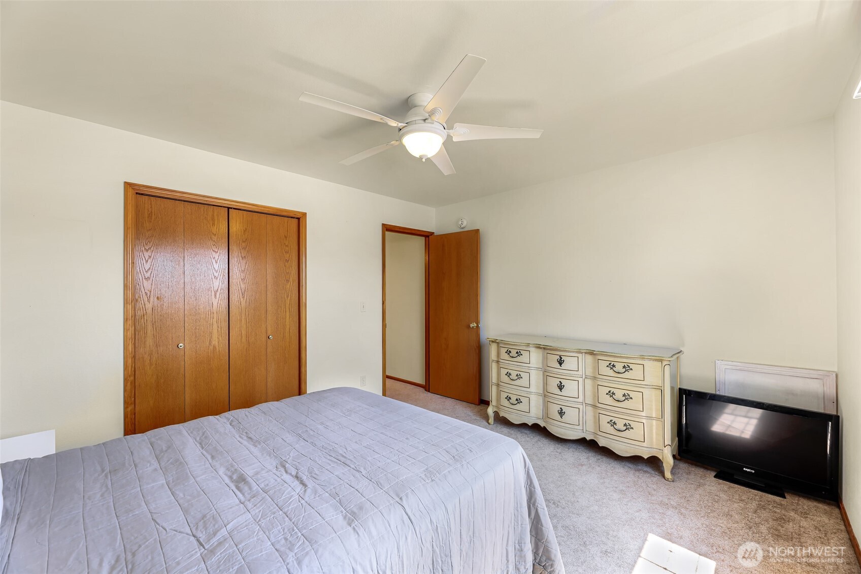 5654 Axton Court Property Photo 32