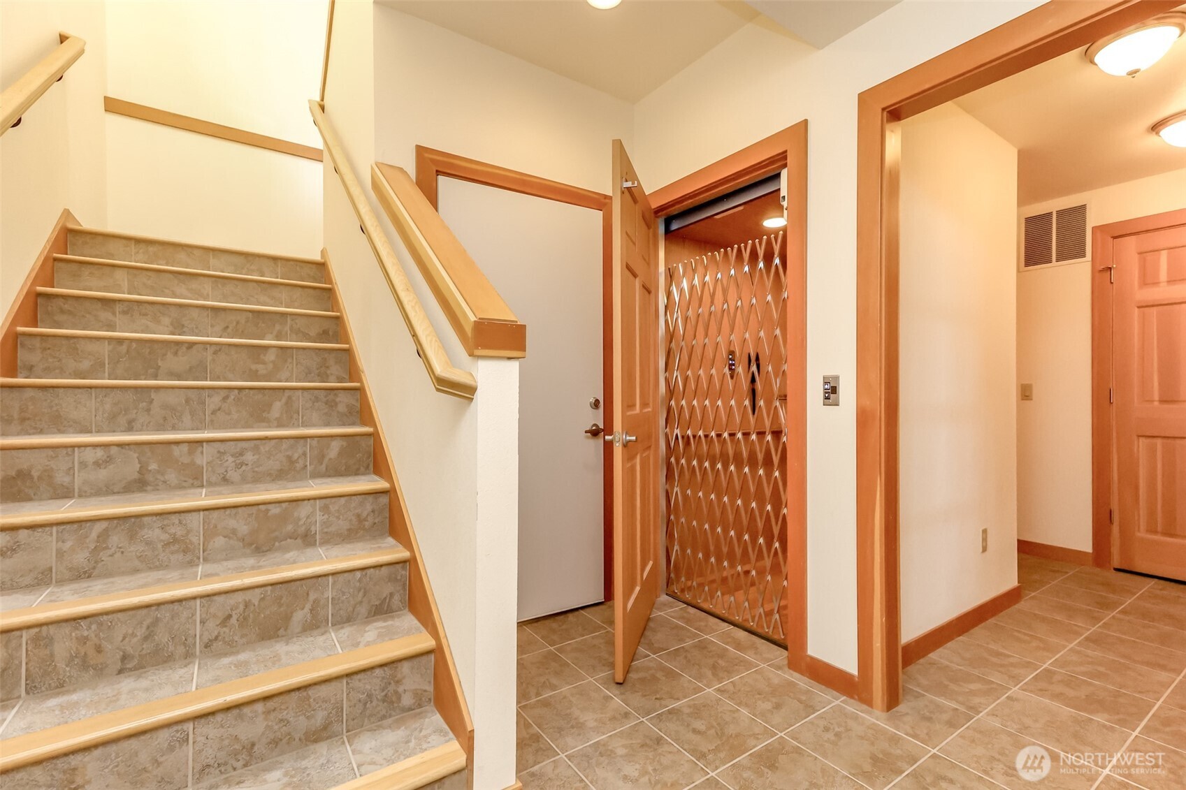6121 Madrona Drive Property Photo 4