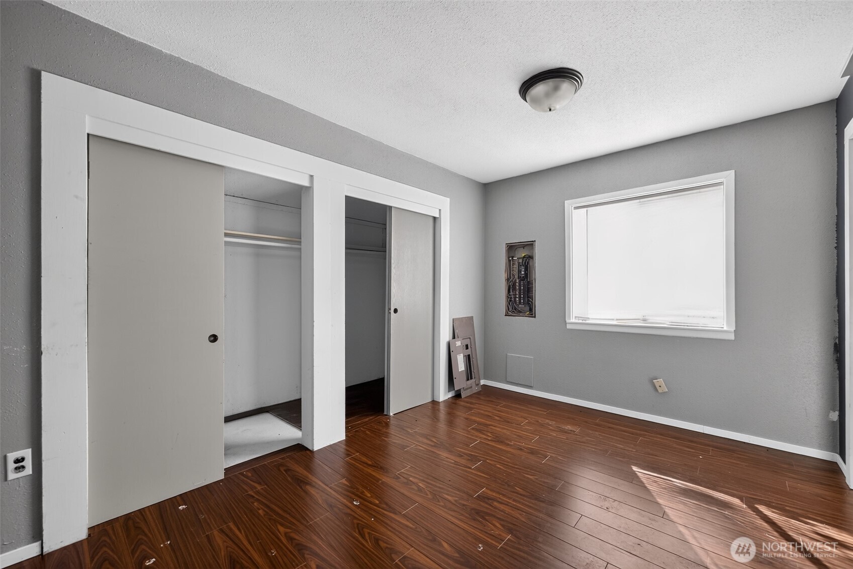 9305 Golden Given Road Property Photo 12