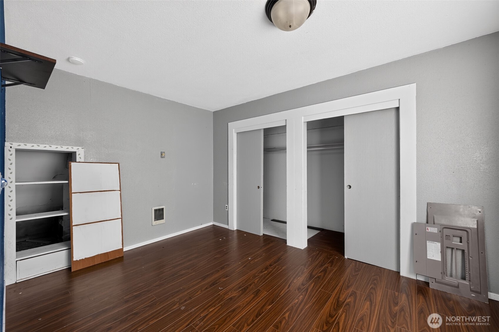 9305 Golden Given Road Property Photo 13