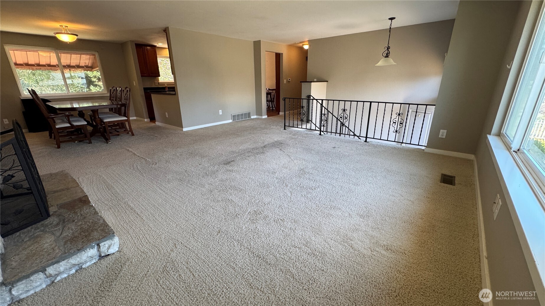 1822 N Bristol Street Property Photo 6
