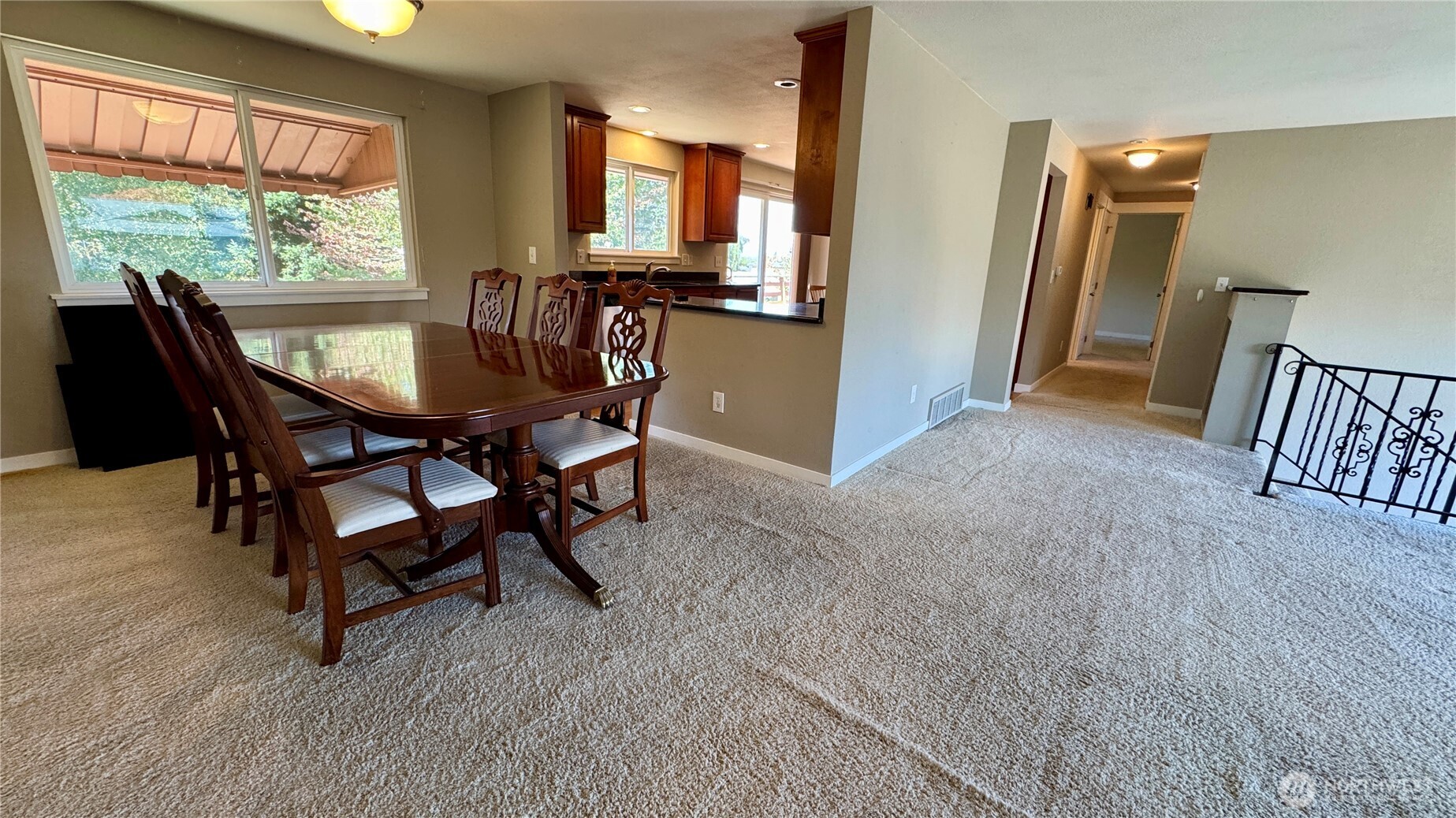 1822 N Bristol Street Property Photo 7