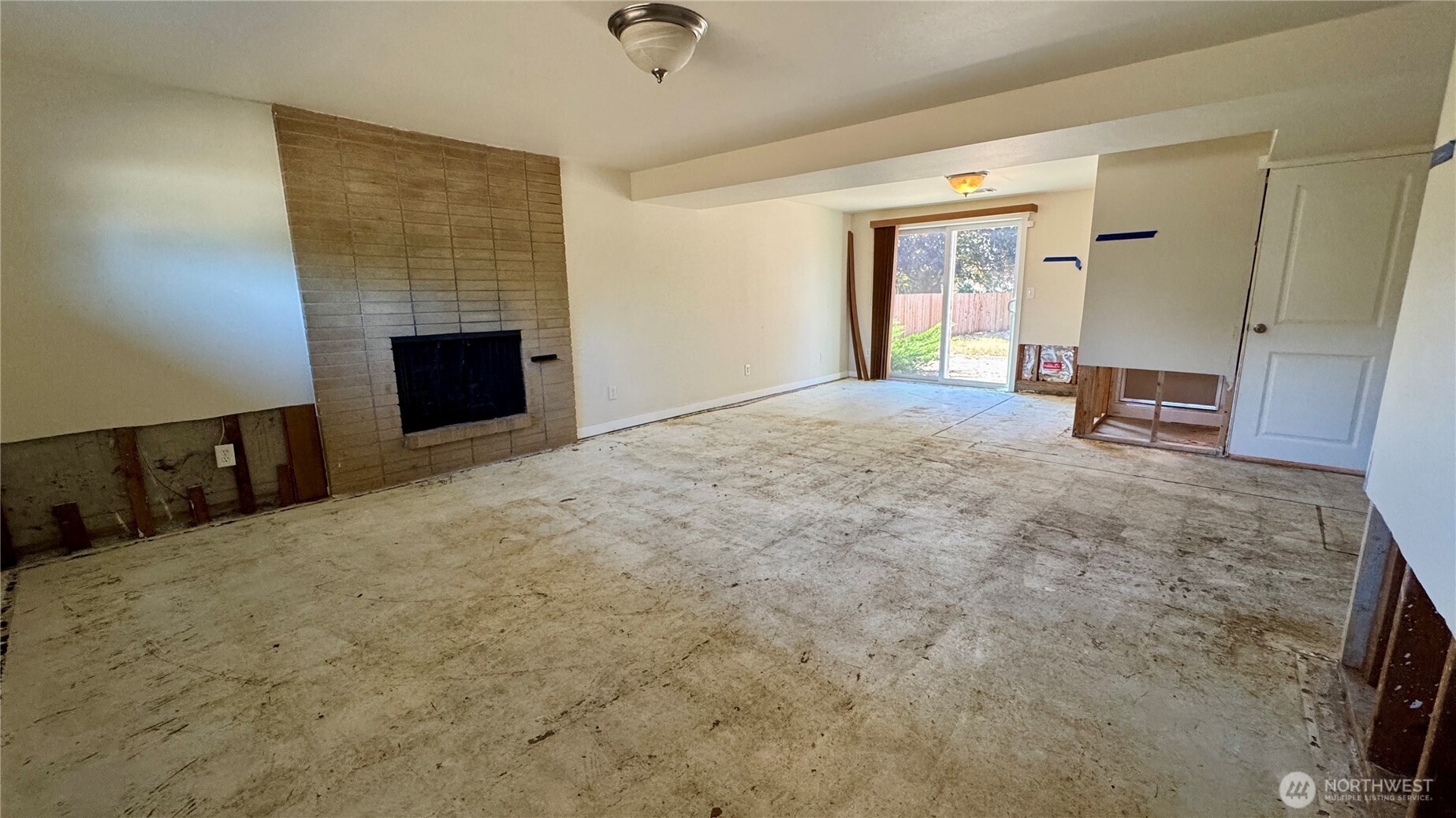 1822 N Bristol Street Property Photo 27