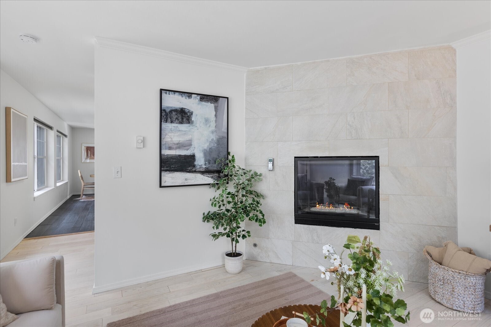 13716 Midvale Avenue C Property Photo 11