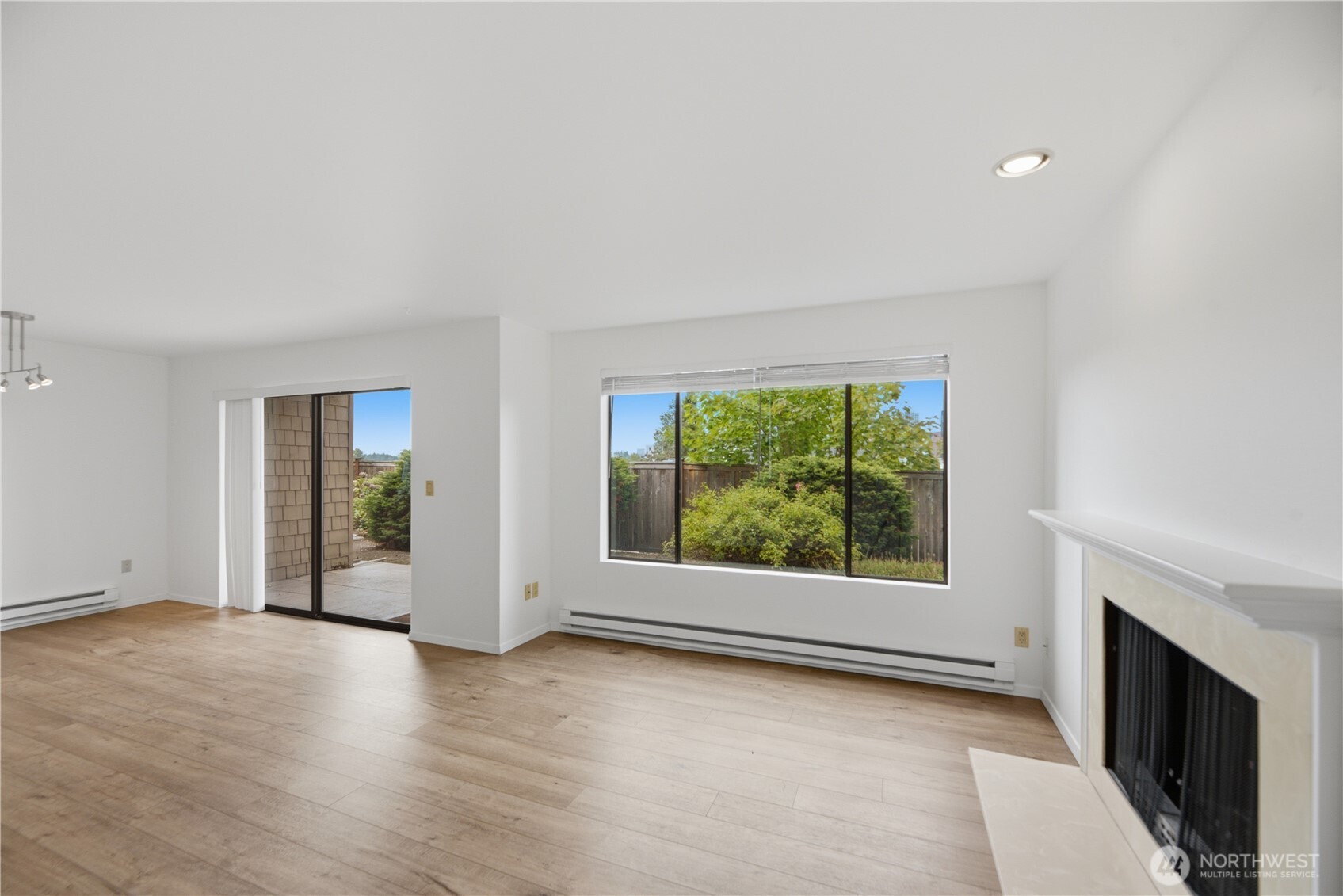 717 122nd Avenue B2 Property Photo 6