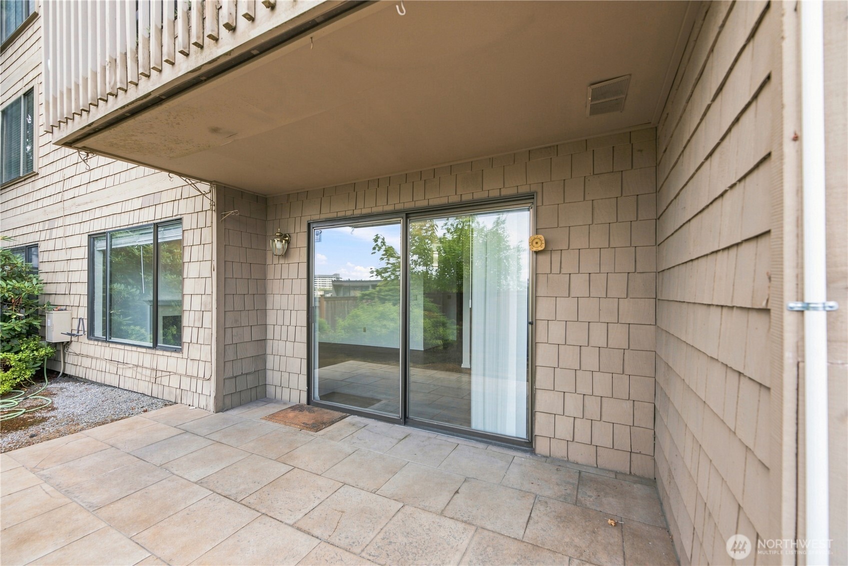 717 122nd Avenue B2 Property Photo 7