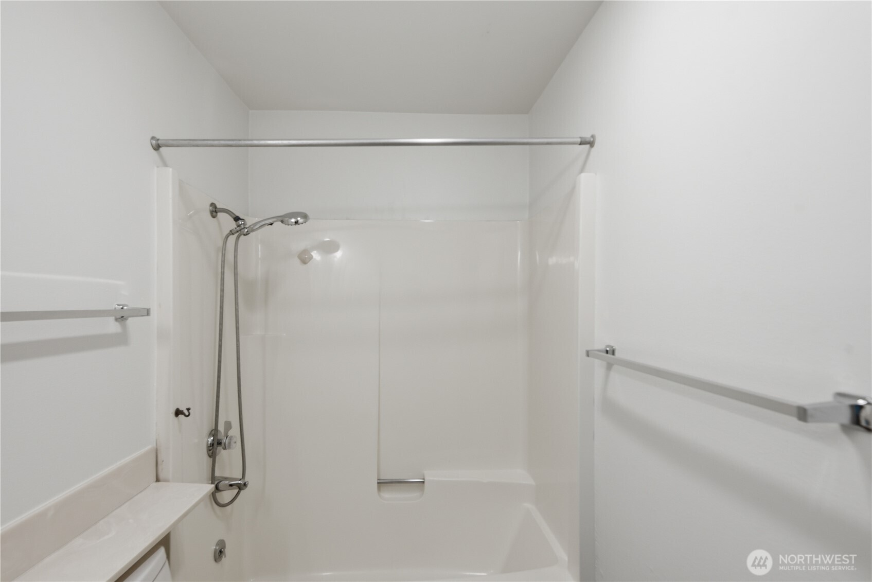 717 122nd Avenue B2 Property Photo 26