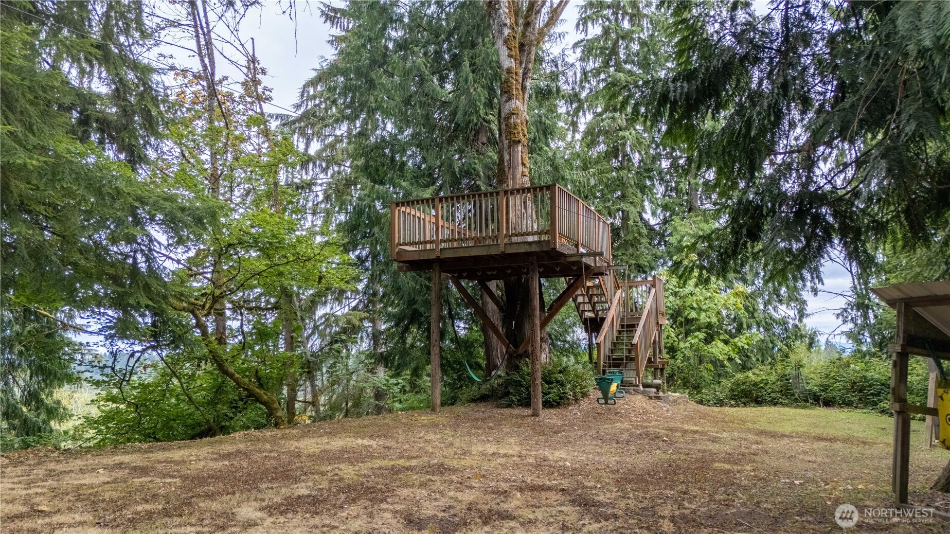 521 208th Avenue Property Photo 36