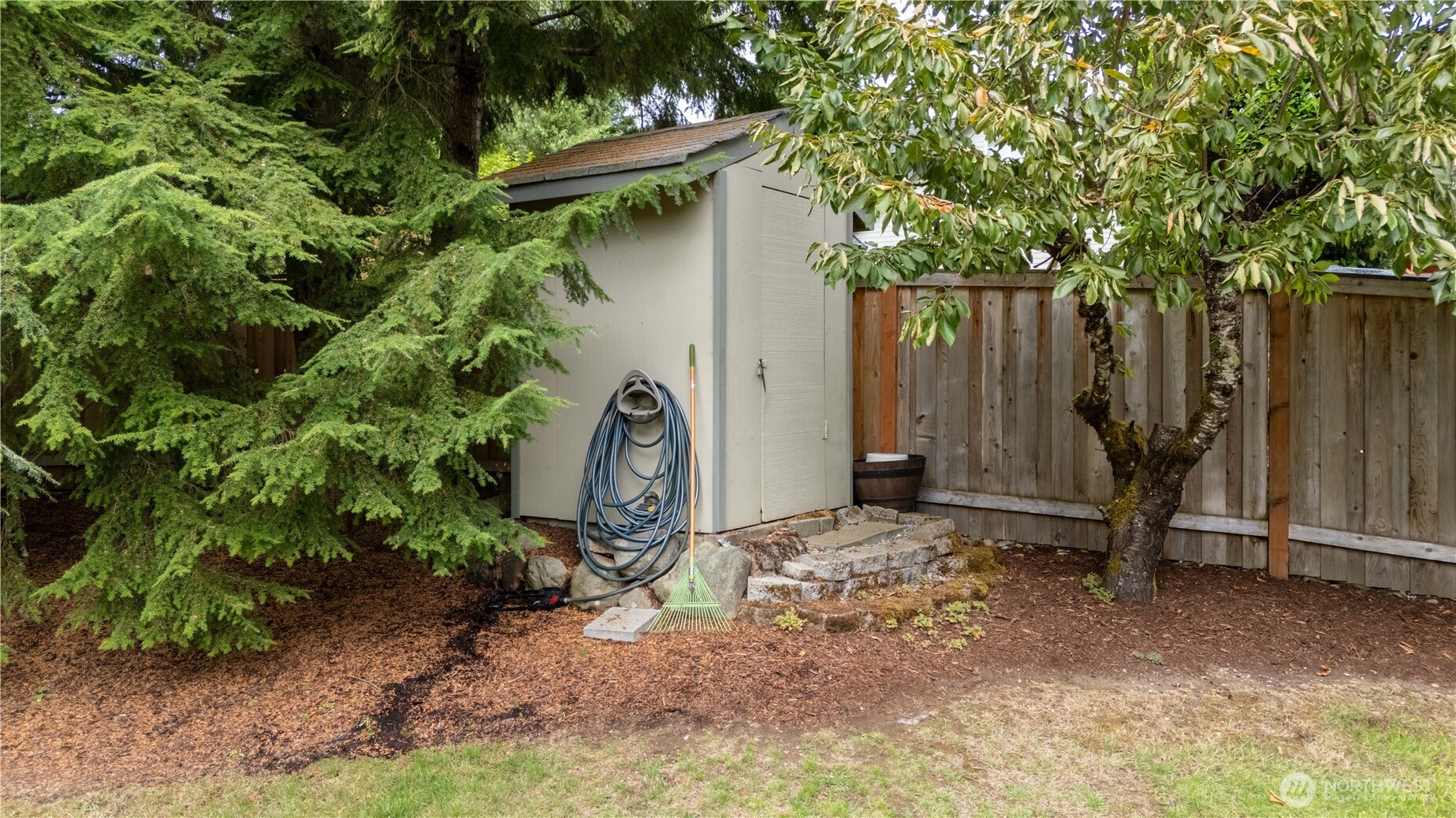 521 208th Avenue Property Photo 38