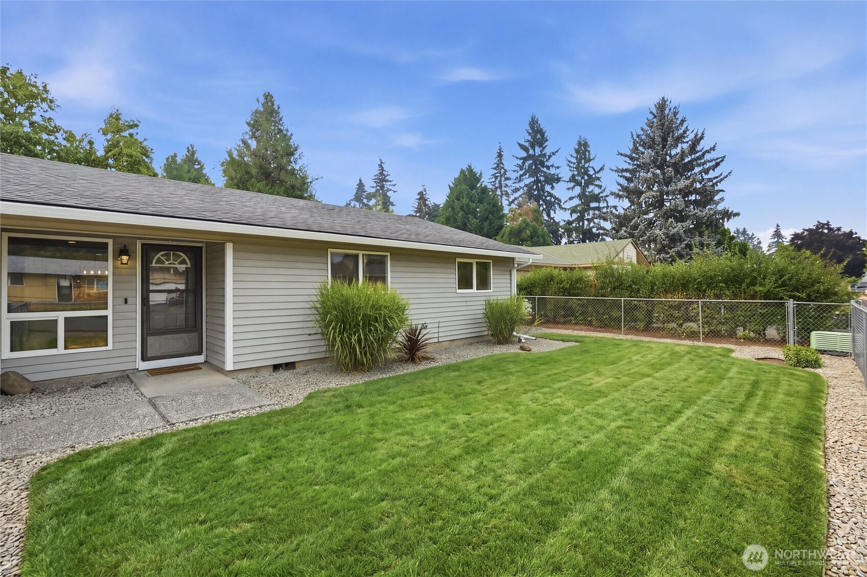 2102 Ne 96th Court Property Photo 5