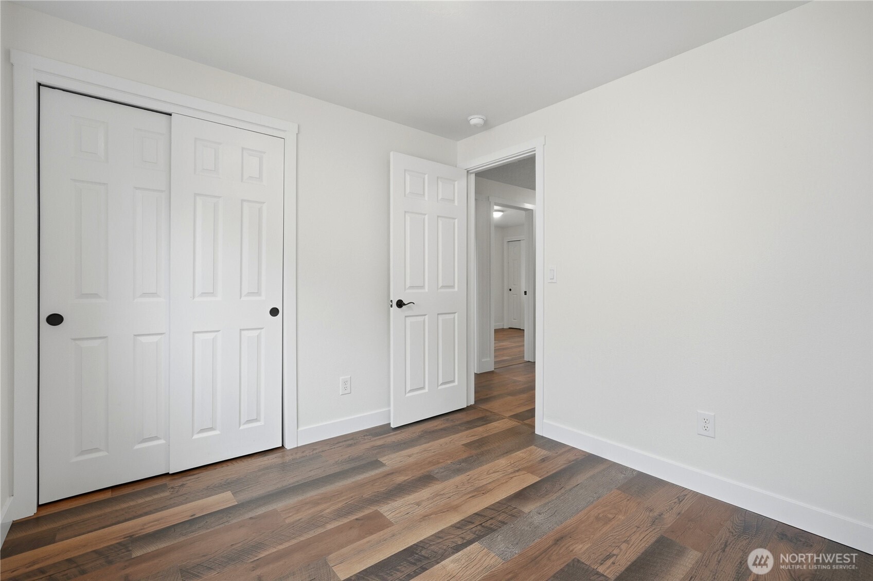 2102 Ne 96th Court Property Photo 28