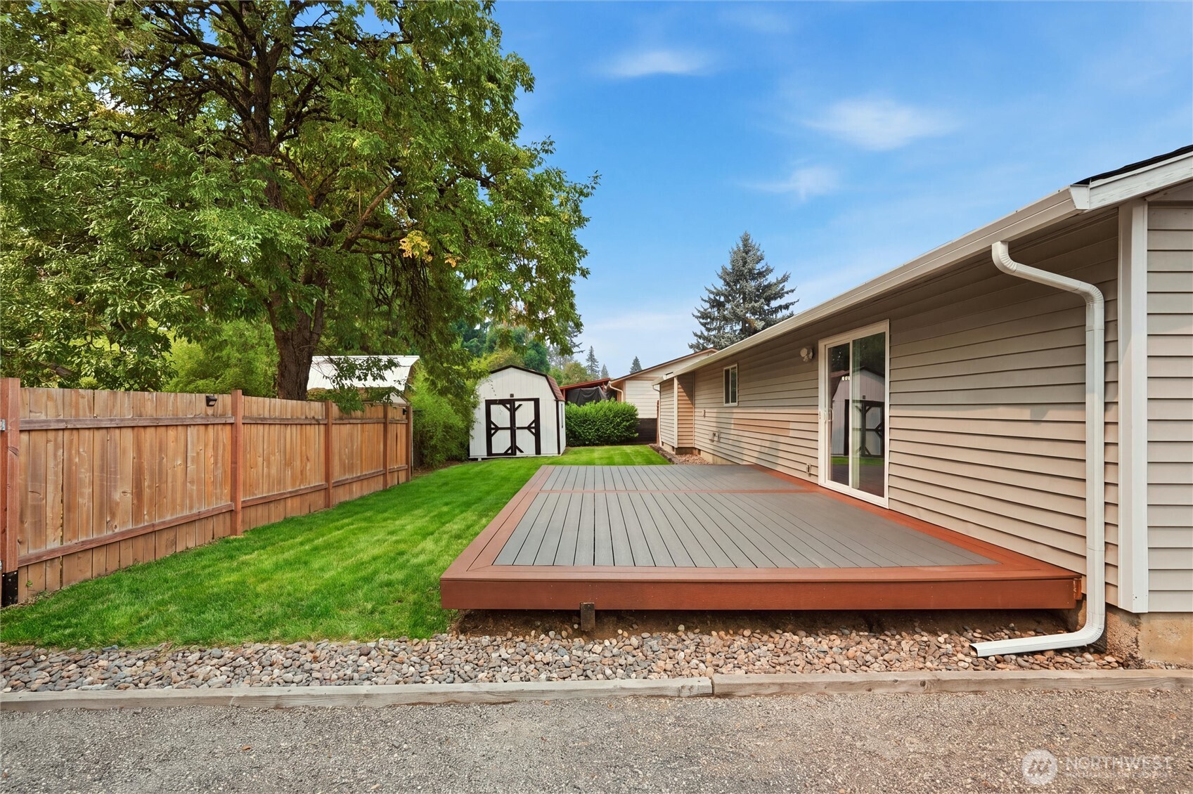 2102 Ne 96th Court Property Photo 40
