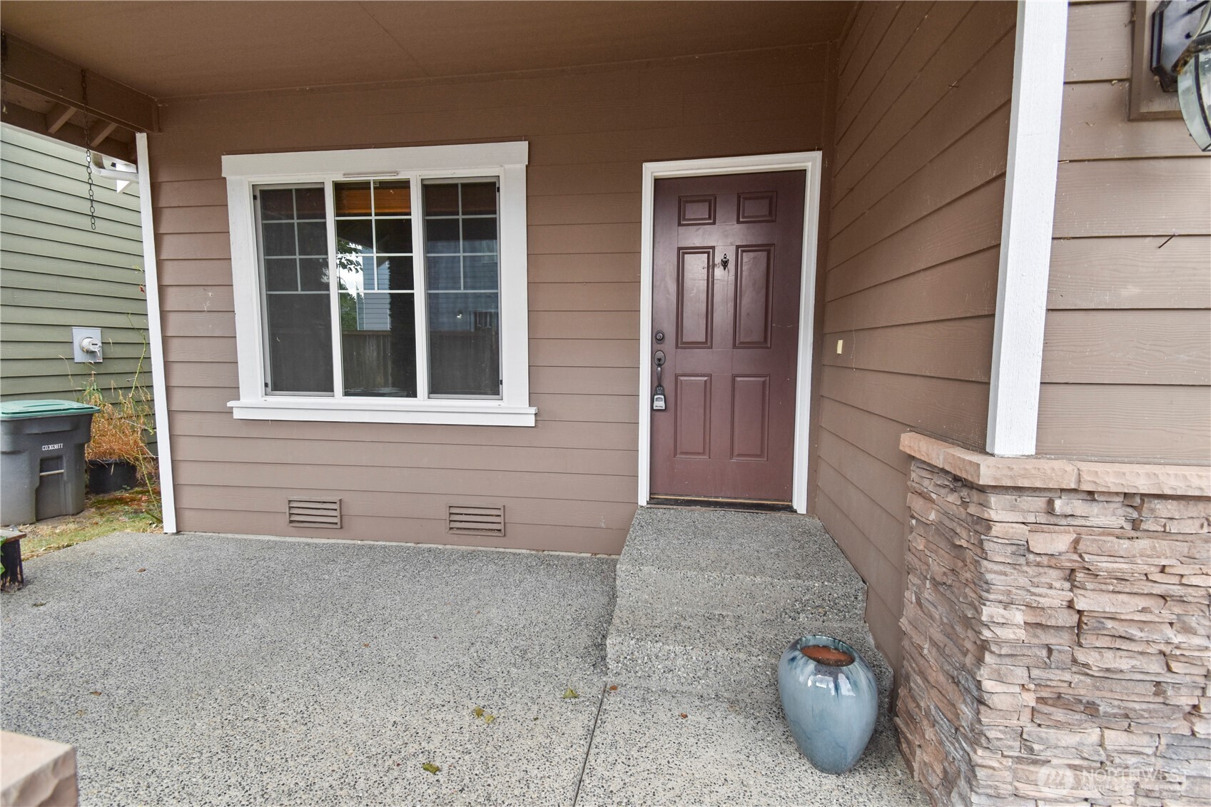 11709 1st Place Property Photo 7