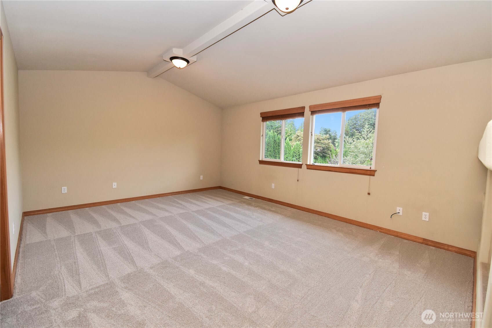 11709 1st Place Property Photo 23