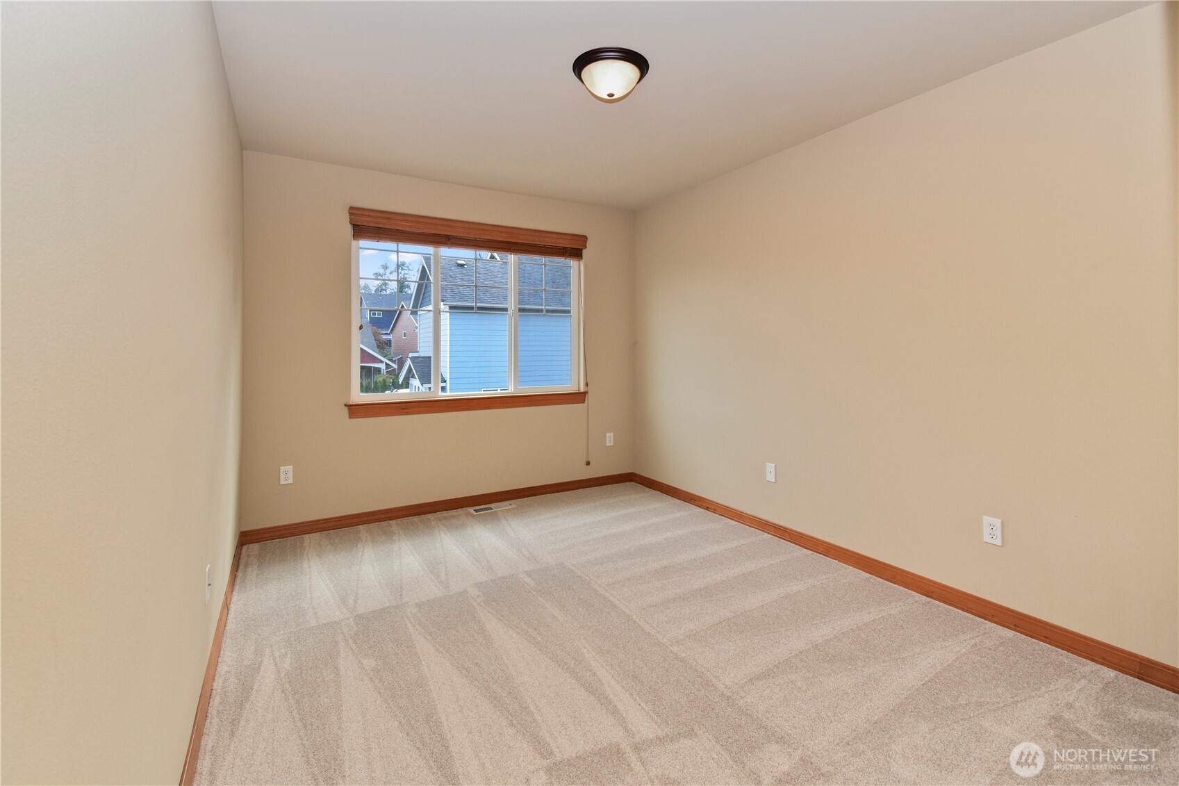 11709 1st Place Property Photo 32
