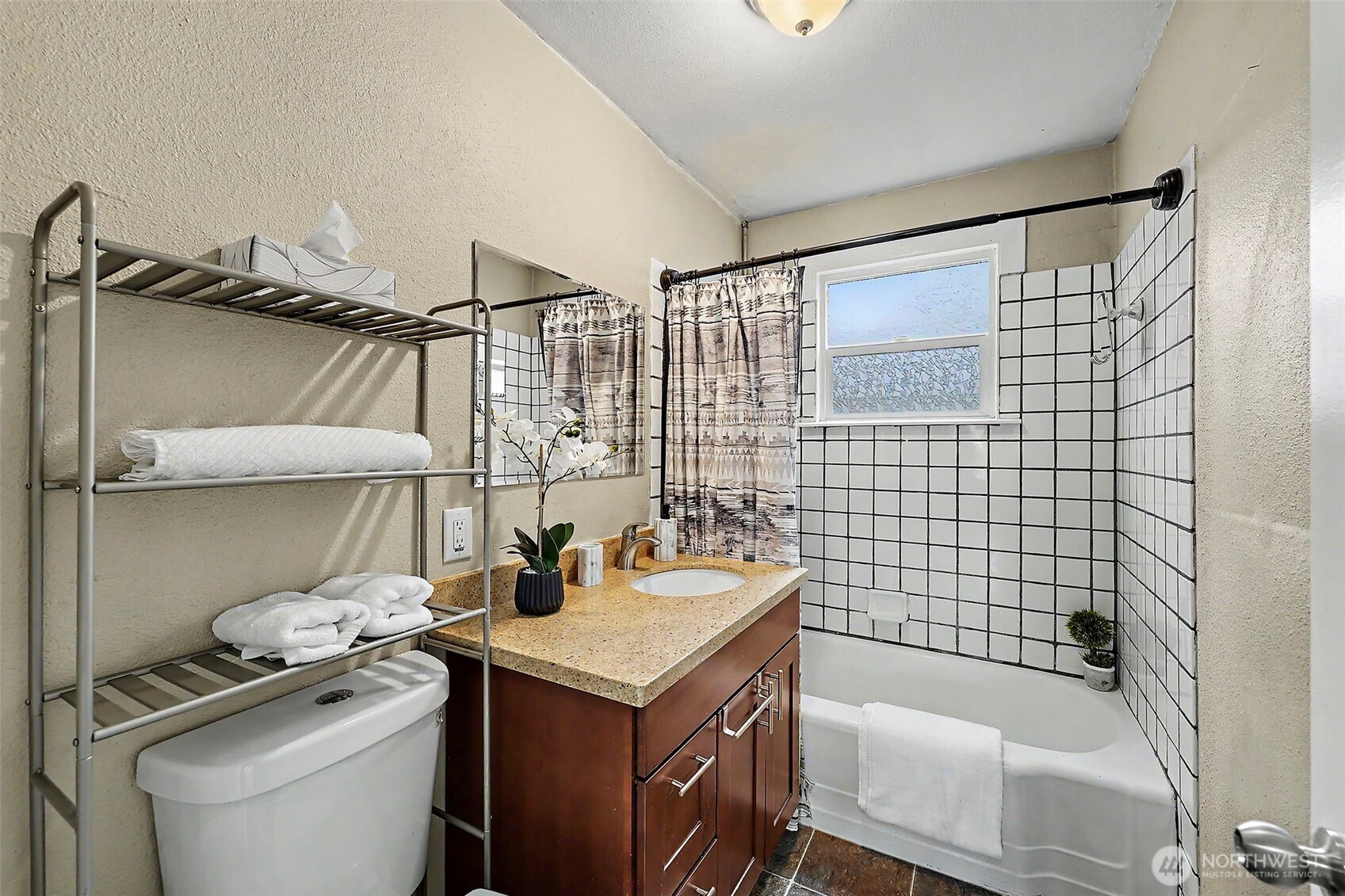 8816 A Street Property Photo 11