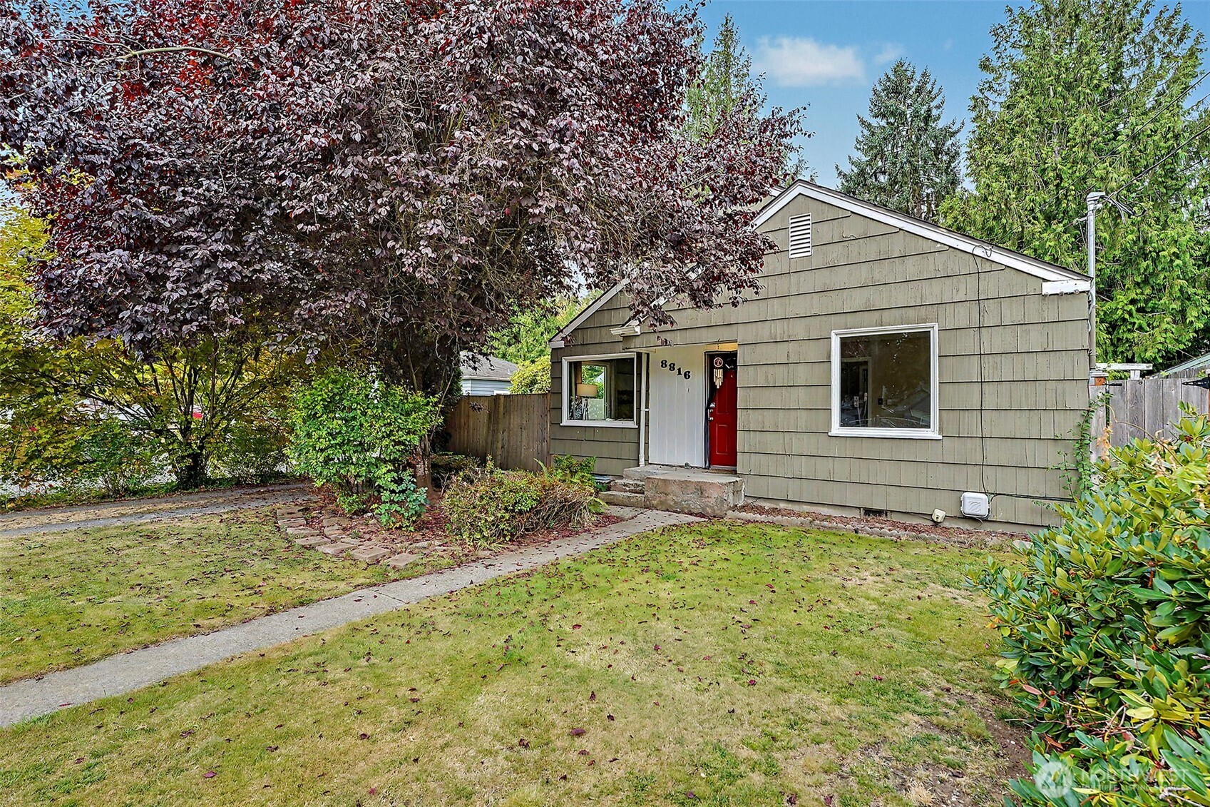 8816 A Street Property Photo 20
