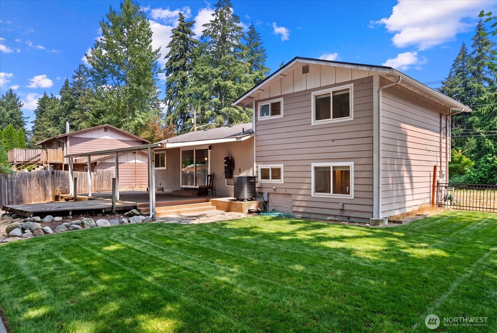 12808 Military Road Property Photo 24