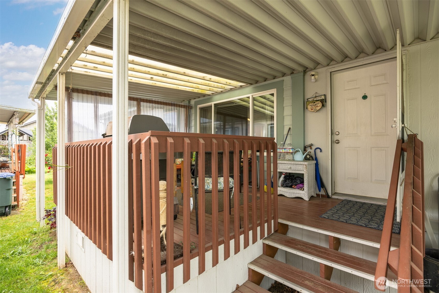 380 E Pole Road 6 Property Photo 3