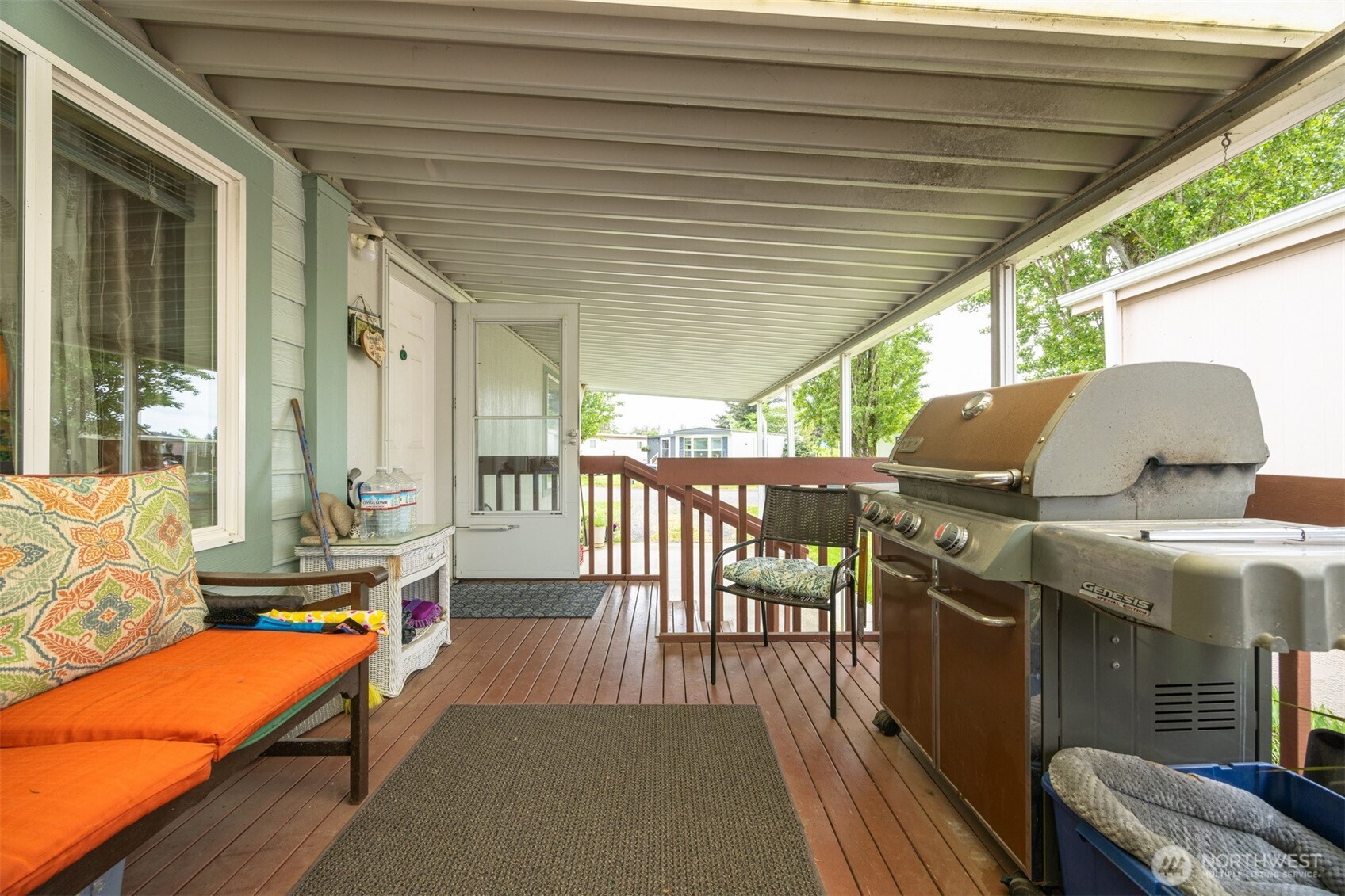 380 E Pole Road 6 Property Photo 5