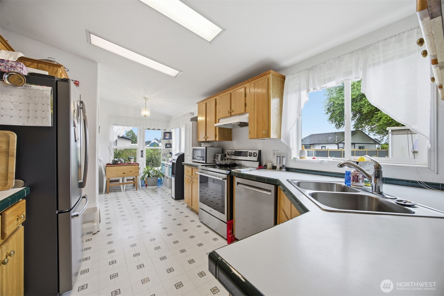 380 E Pole Road 6 Property Photo 13