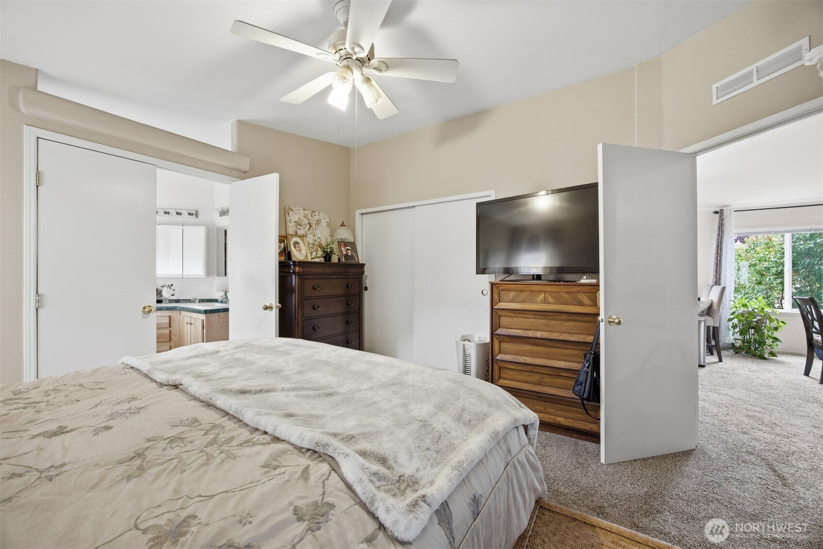 380 E Pole Road 6 Property Photo 22