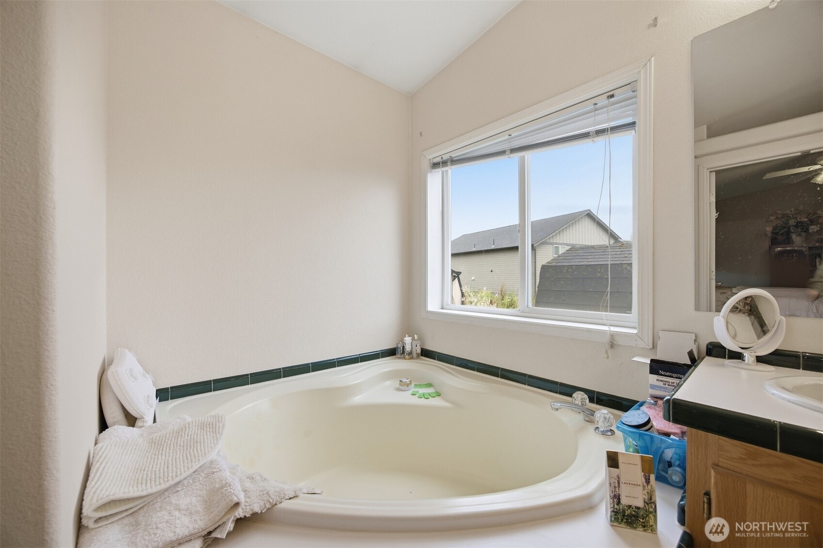 380 E Pole Road 6 Property Photo 26