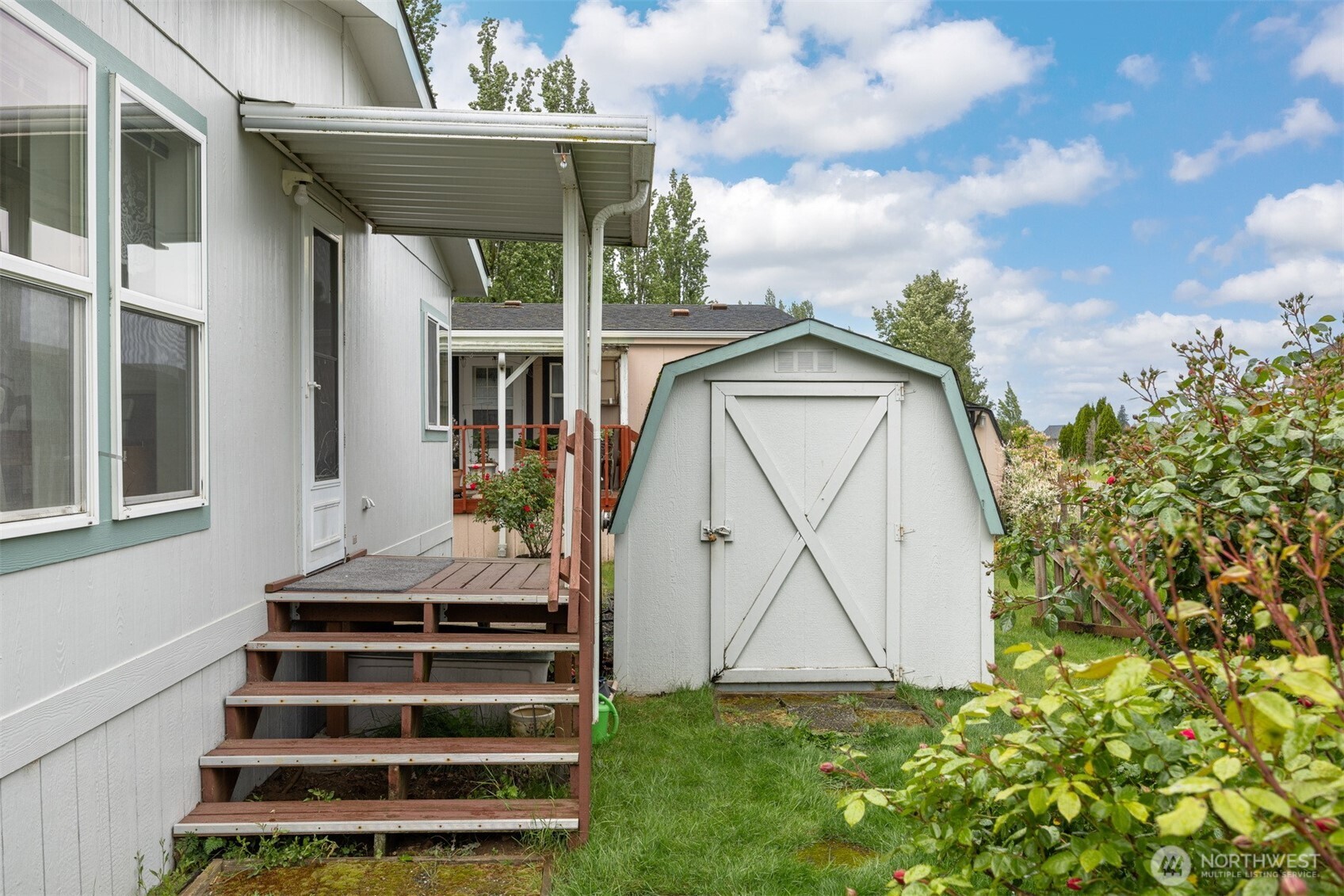 380 E Pole Road 6 Property Photo 35