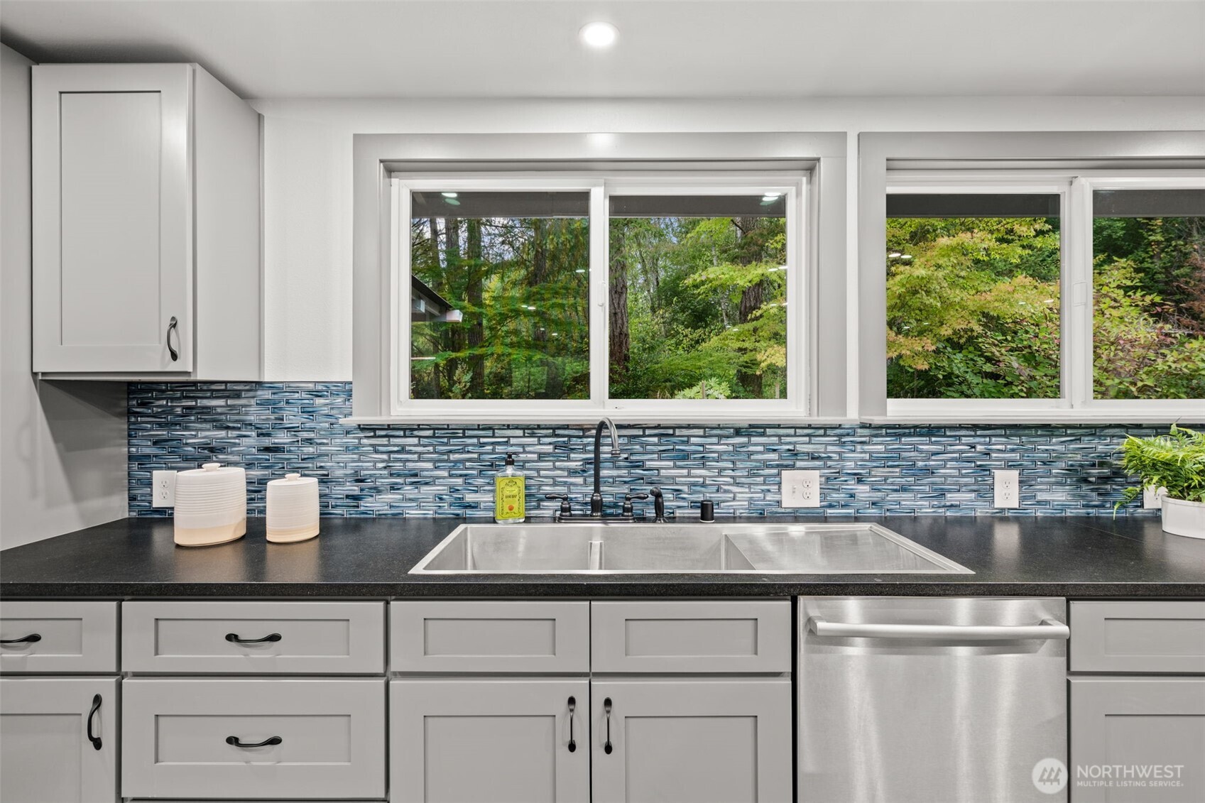 13704 Wright Bliss Road Property Photo 10