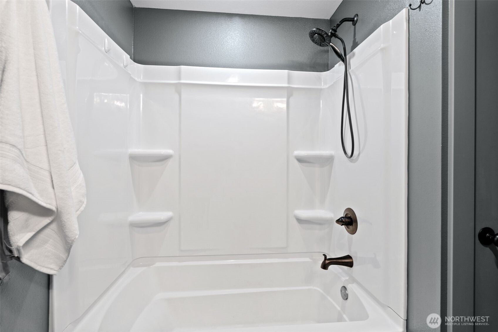 13704 Wright Bliss Road Property Photo 18