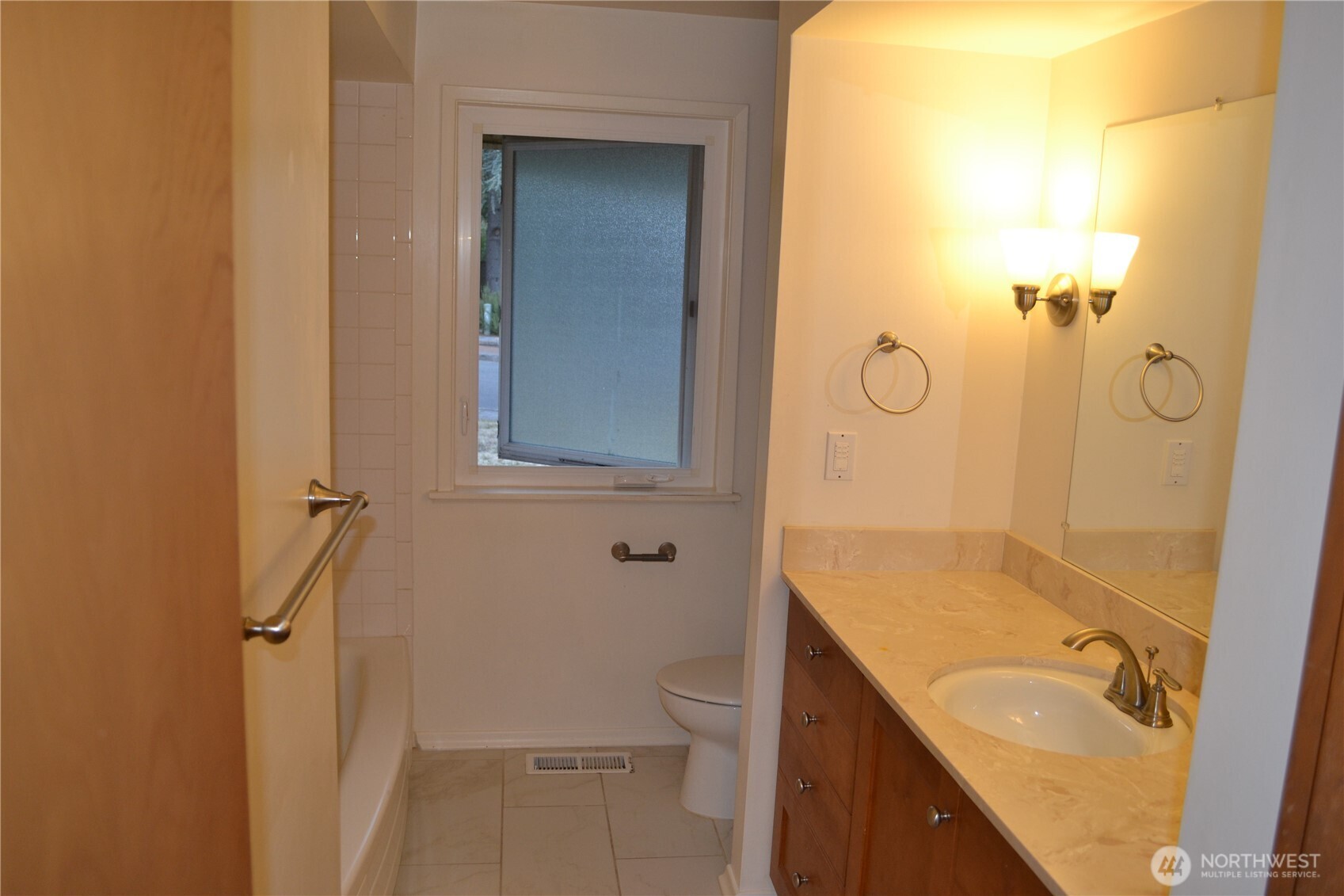 17421 Ne 11th Street Property Photo 32