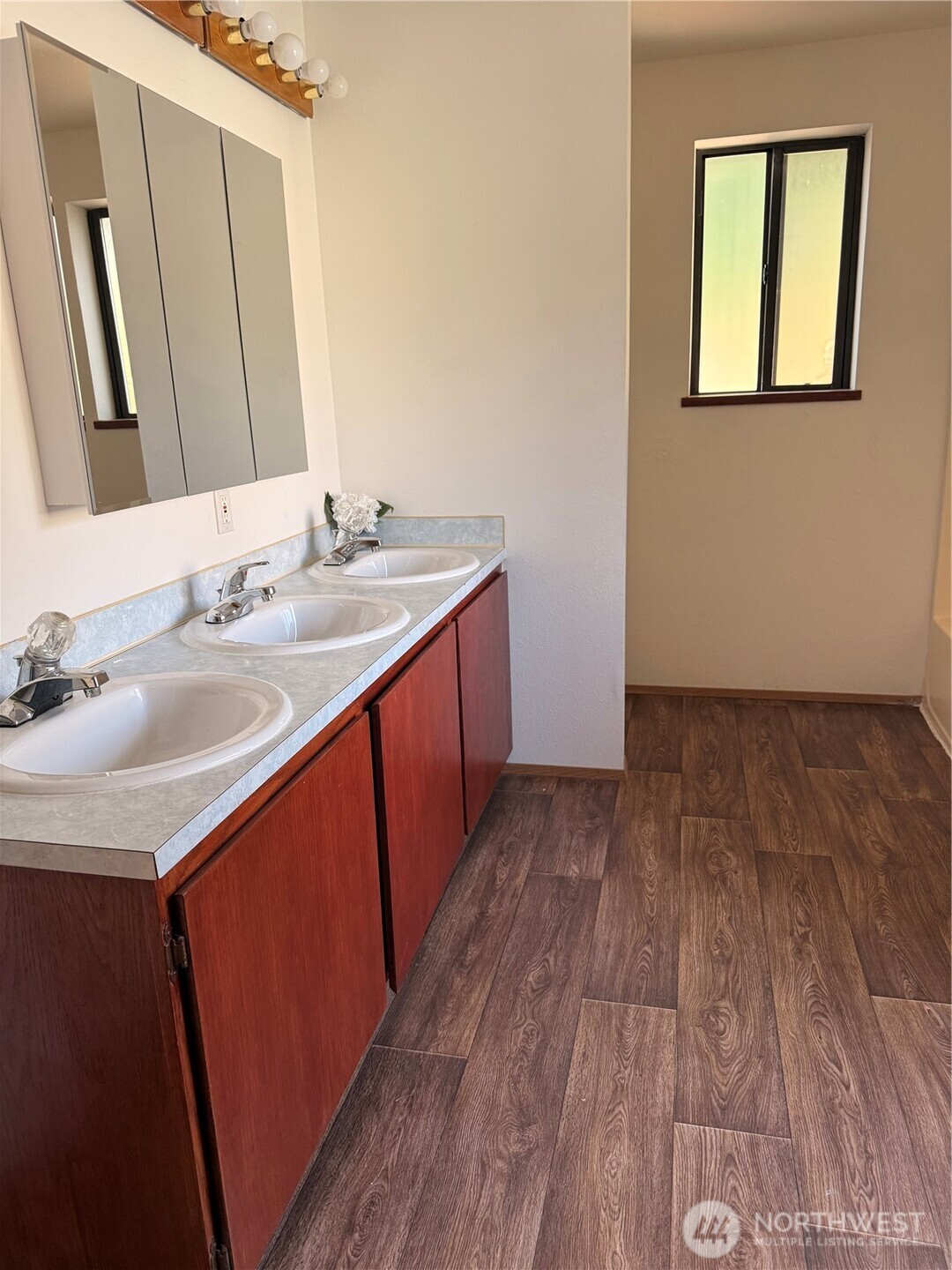 8711 Lawndale Avenue Property Photo 15