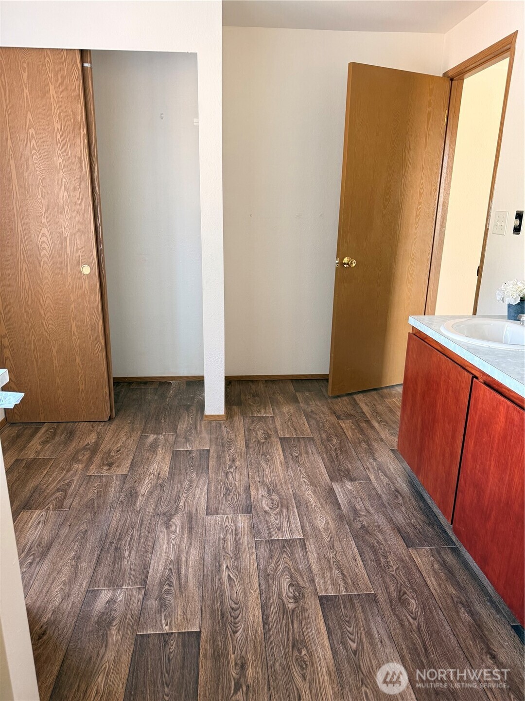 8711 Lawndale Avenue Property Photo 17